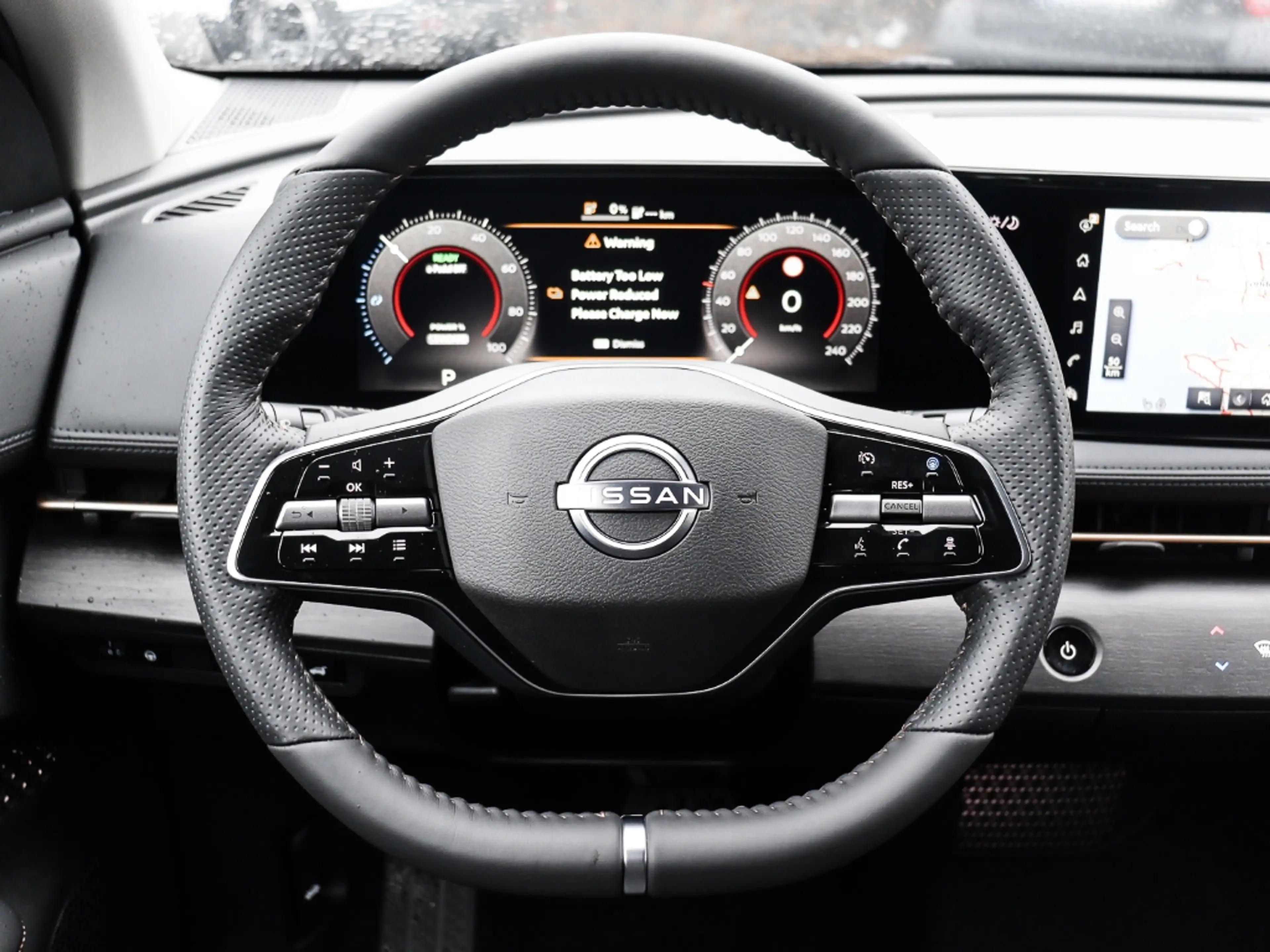 Nissan Ariya 63kWh Advance Pack Navi CCS AVM LED — photo 6