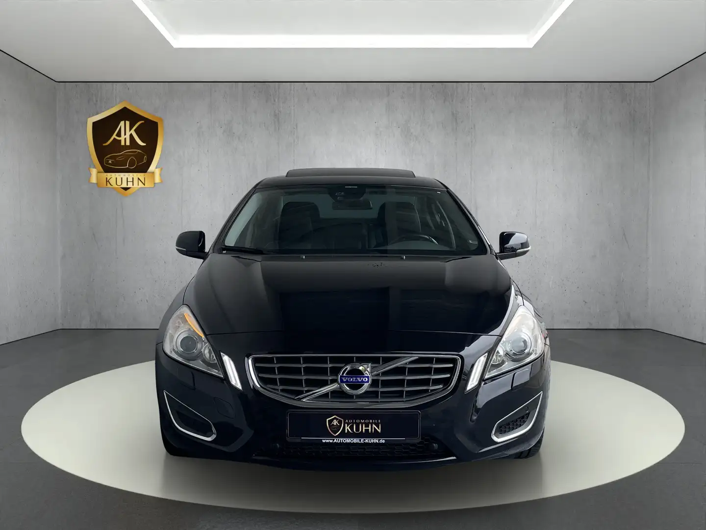 Volvo S60 SUMMUM*R.KAM*SHZ*GSD*LEDER*EL.SITZE* Noir - 2