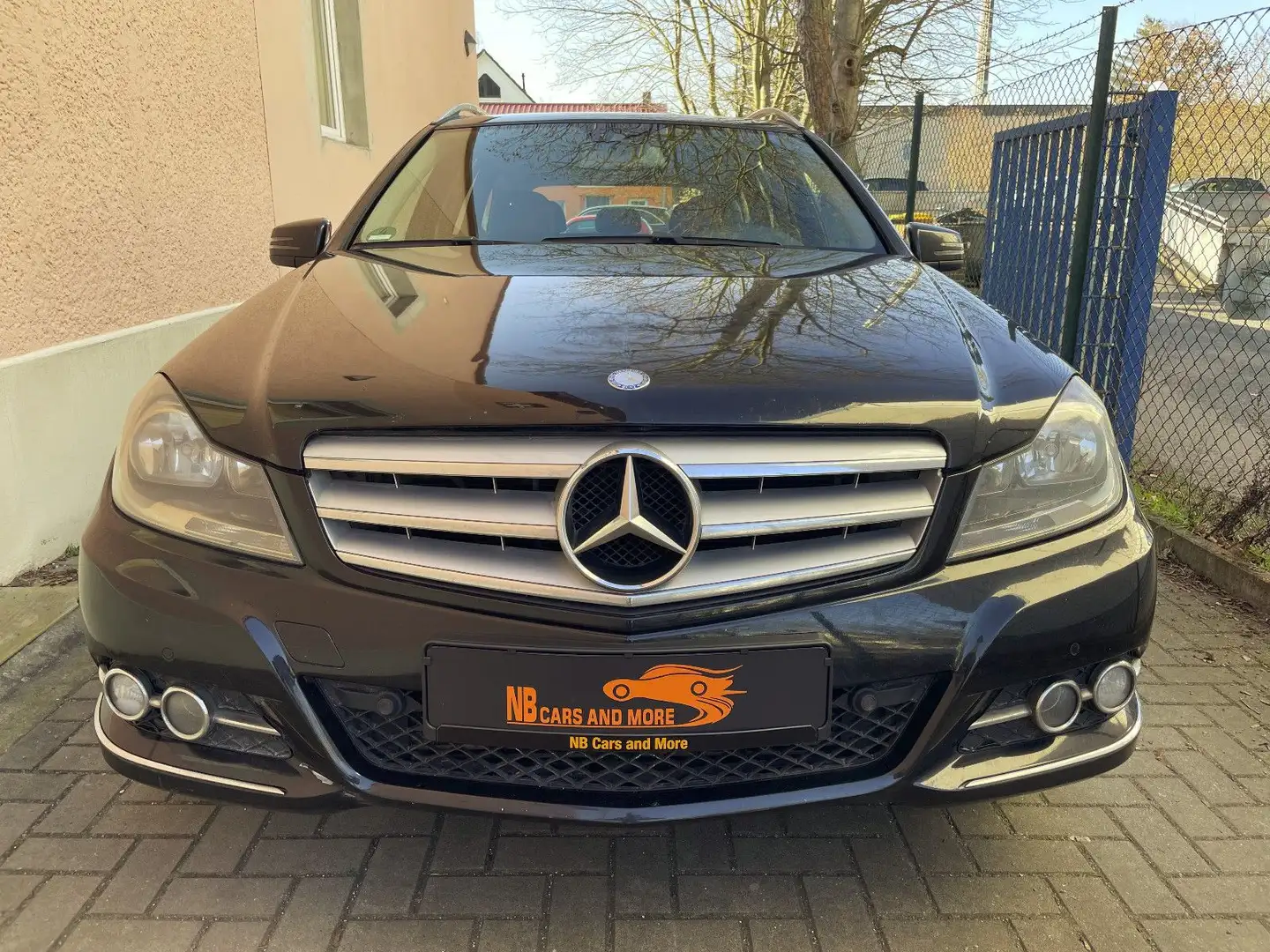 Mercedes-Benz C 220 T CDI Automatik, Leder,AHK!!! Schwarz - 2