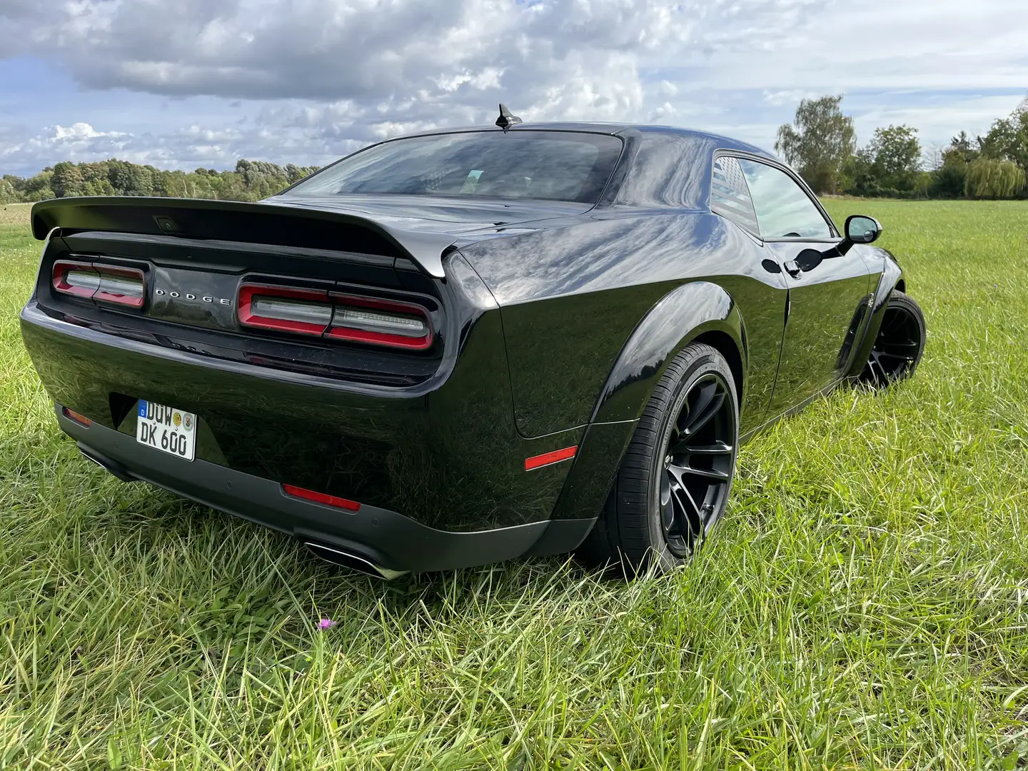 Dodge Challenger SCAT BACK Wide Body LAST CALL  6,4 V8 Sonderaustat Schwarz - 1