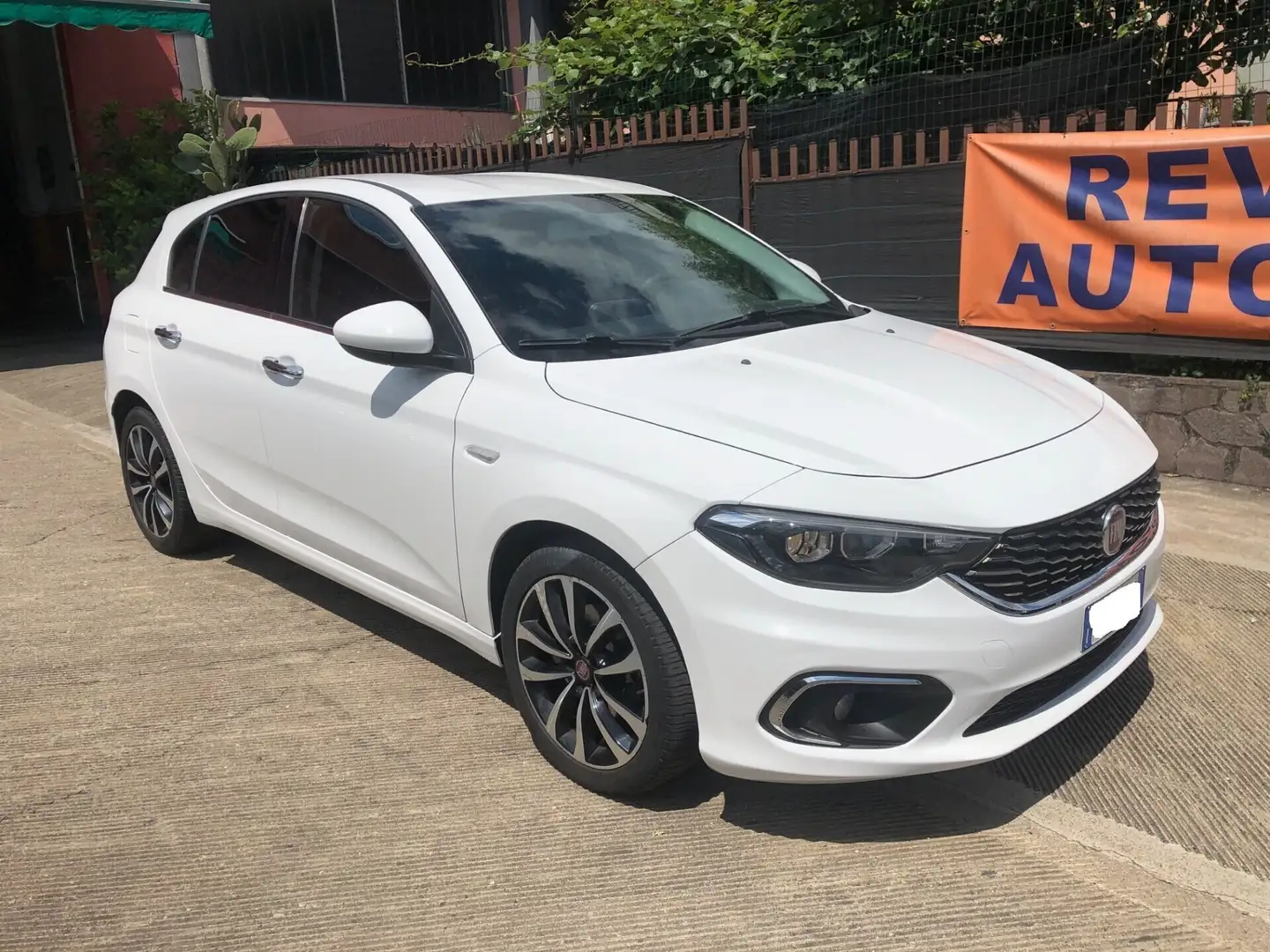 Fiat Tipo 1.4 5 porte Lounge Wit - 2