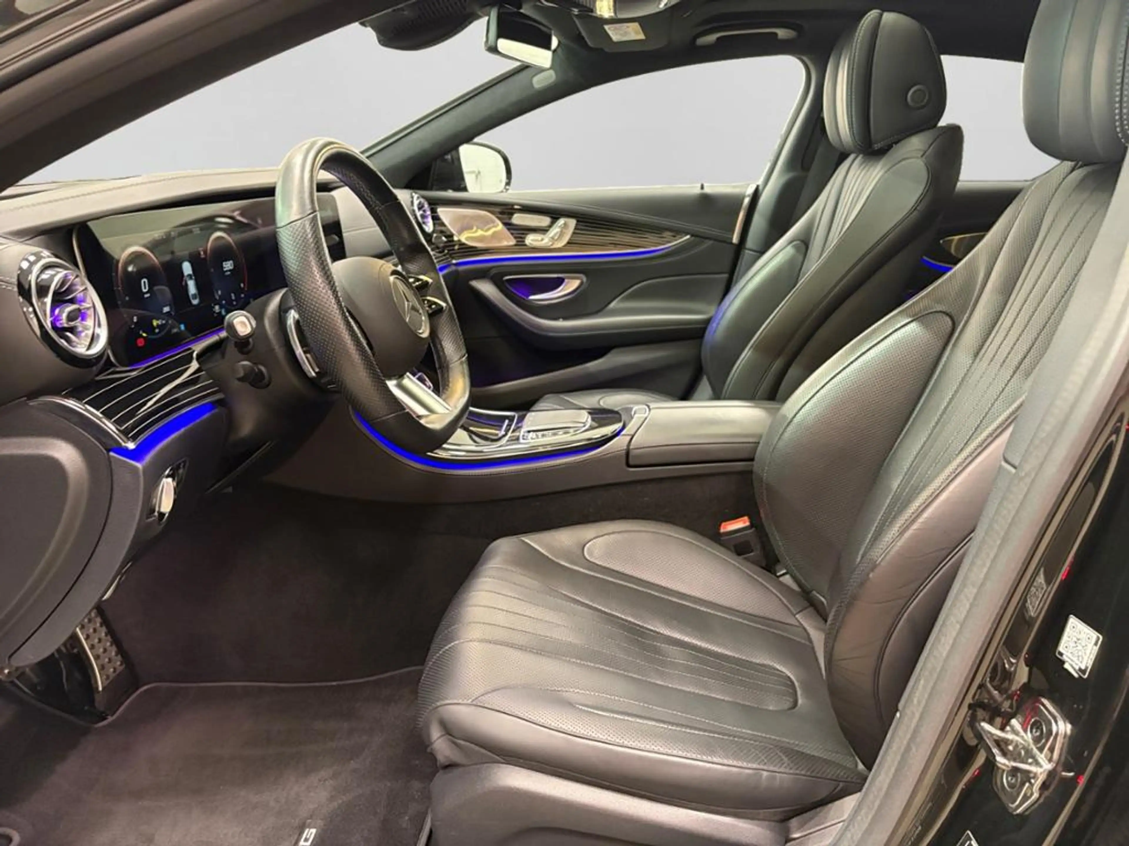 Mercedes-Benz CLS 400 d 4M AMG|DISTR|BURM|360°|MEMO|KEYL|AHK| — photo 10