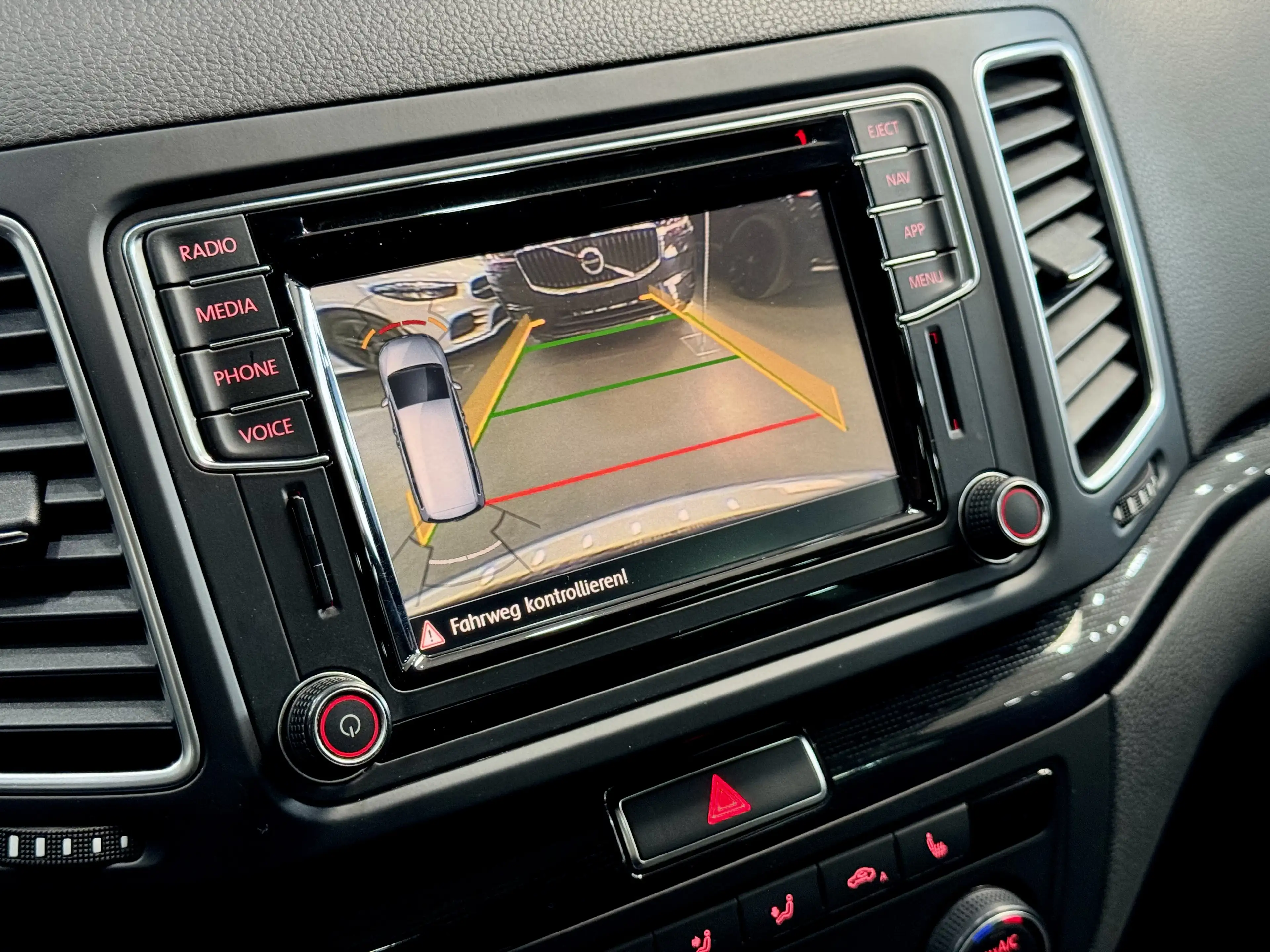 Volkswagen Sharan Sound*Dybaudio*elektr. Seitentüren* 7 Sitzer*DSG*NAVI*PANO*AHK — photo 9