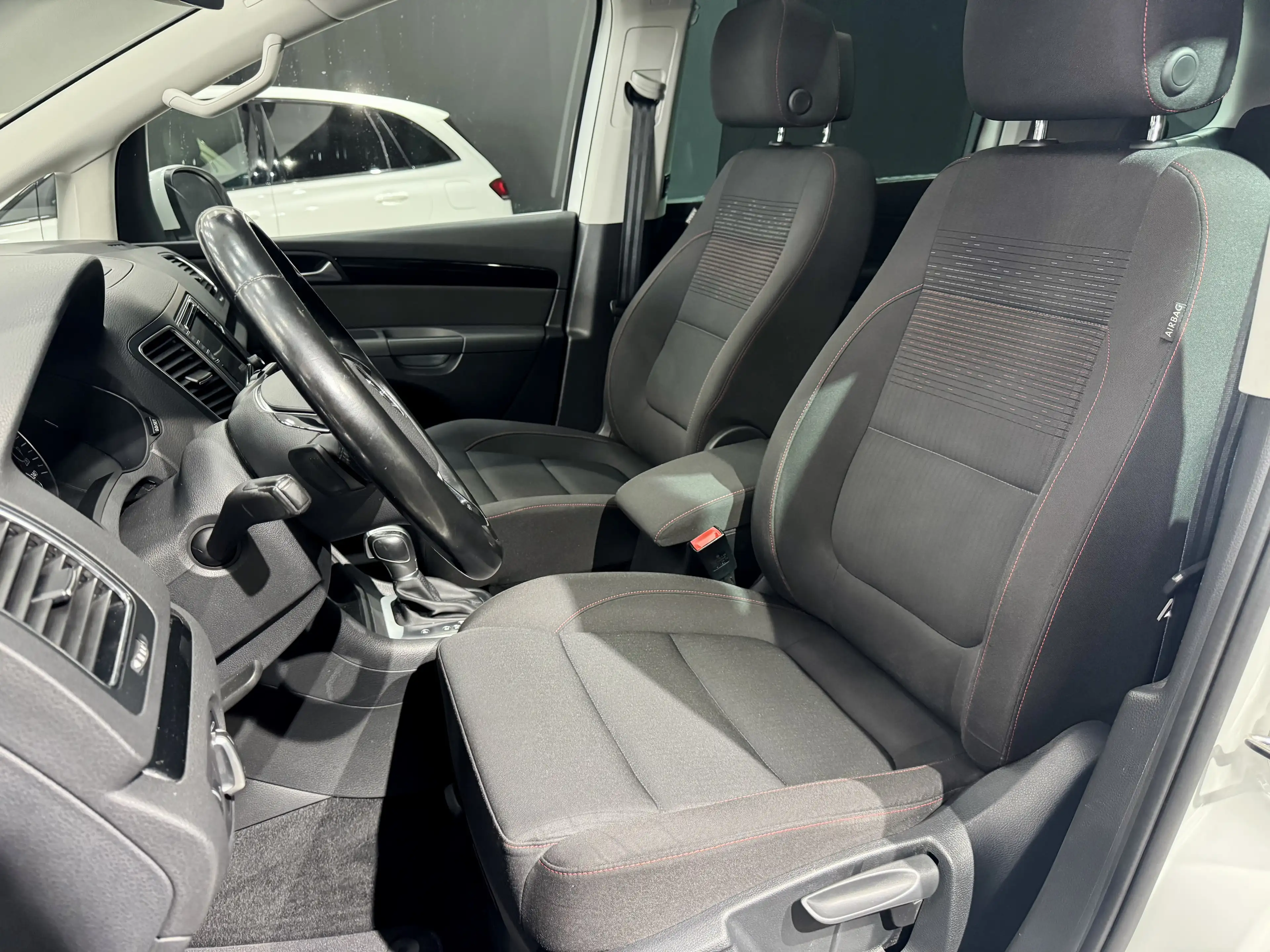 Volkswagen Sharan Sound*Dybaudio*elektr. Seitentüren* 7 Sitzer*DSG*NAVI*PANO*AHK — photo 11