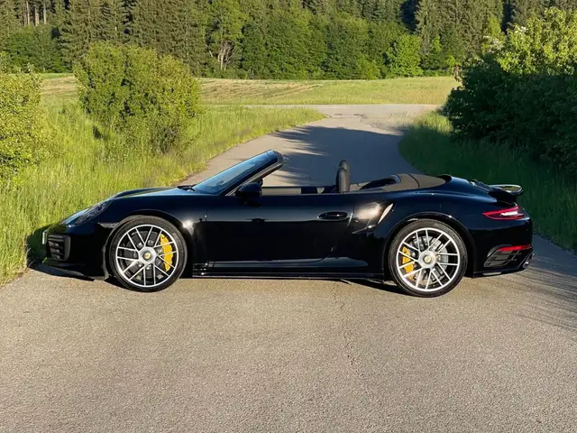 Porsche 991 view 11