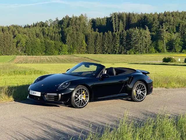 Porsche 991 view 7