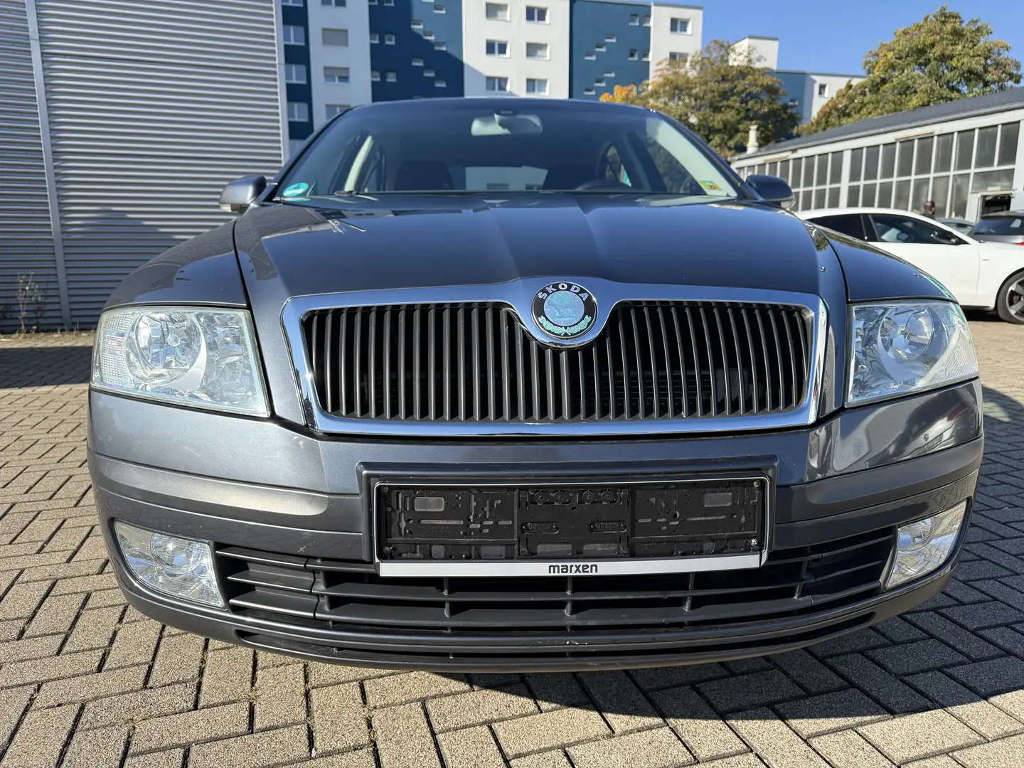 Skoda Octavia Elegance Gris - 2