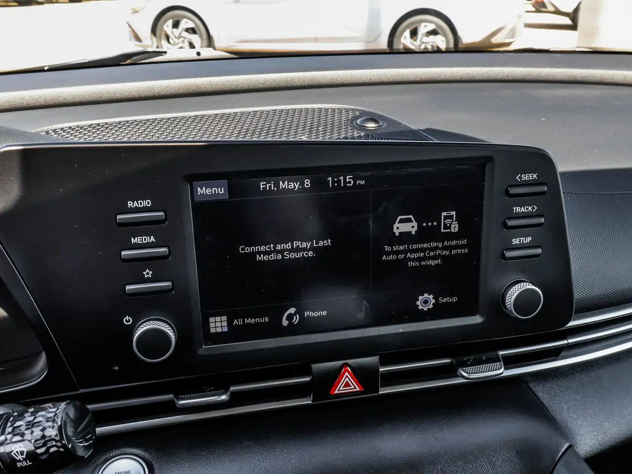 Hyundai ELANTRA снимка Hyundai ELANTRA