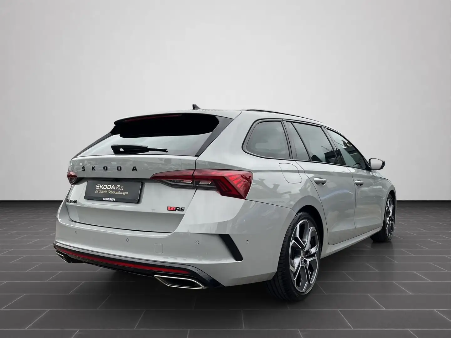 Skoda Octavia Combi RS 2.0 TDI DSG Navi, DCC, RFK, Sun Gris - 2