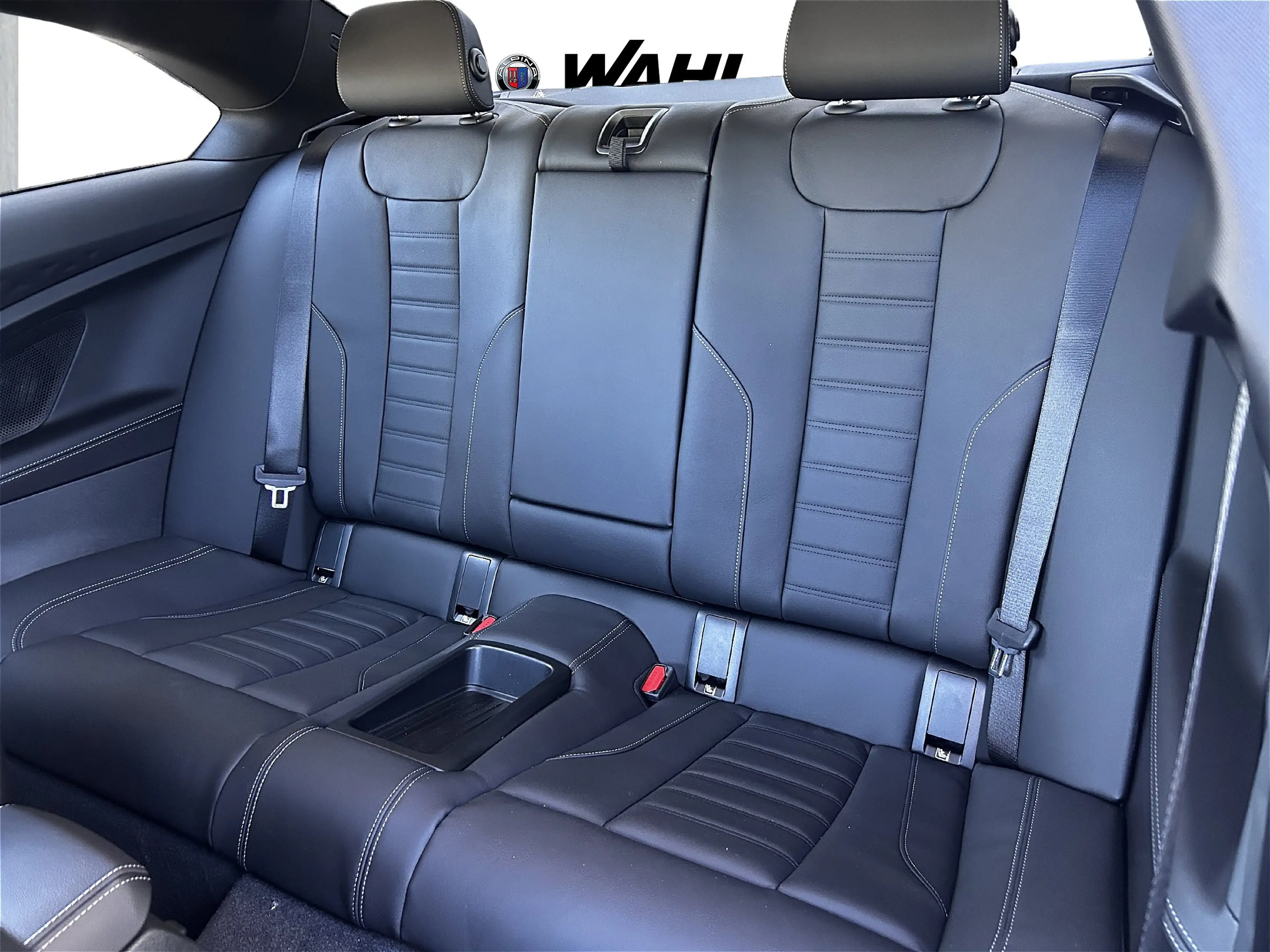 BMW 230 i Coupé M Sport ACC HiFi HeadUp Navi LED — photo 10
