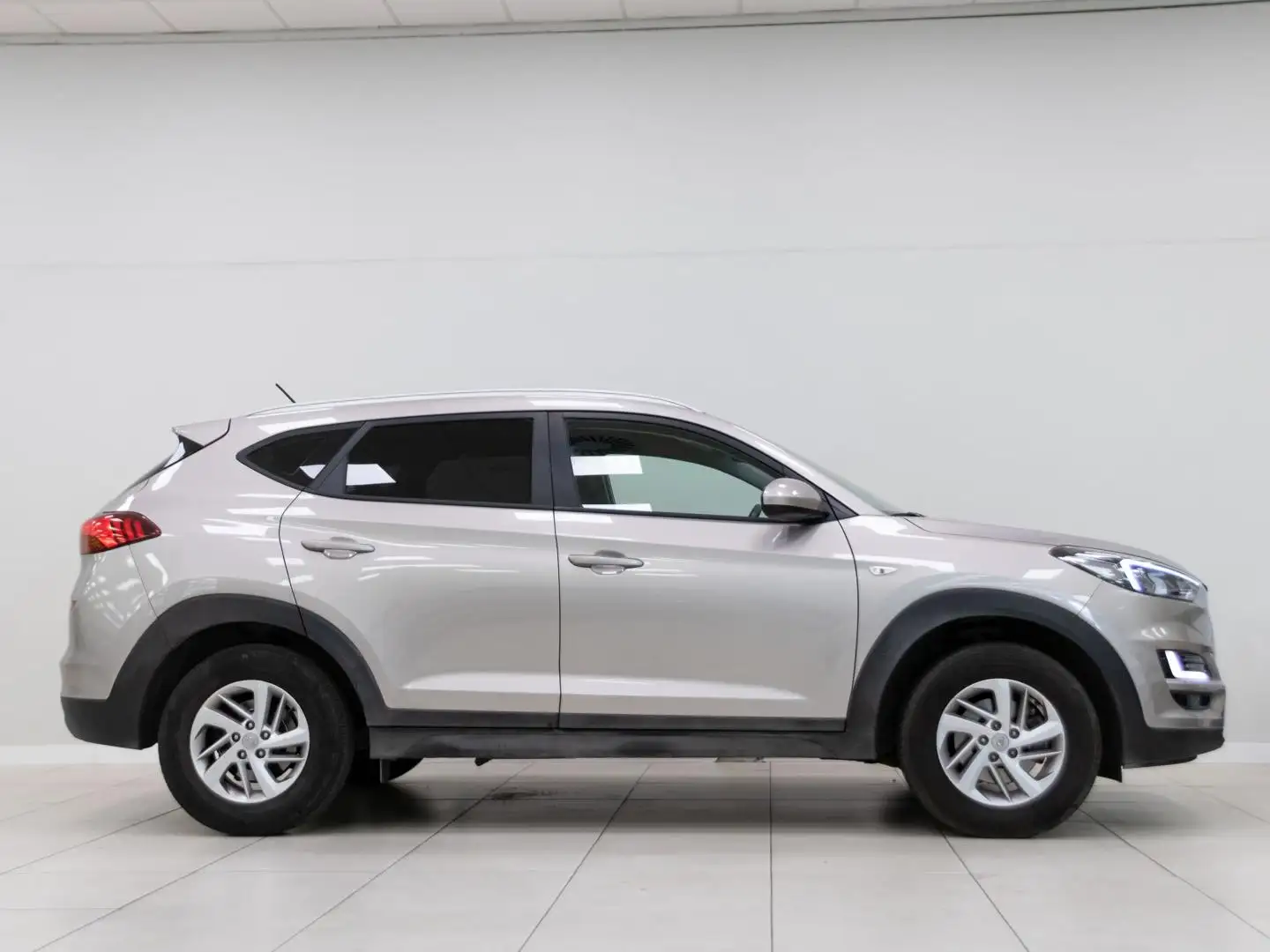 Hyundai TUCSON 1.6 GDI 97kW (131CV) SLE 4X2 Blanco - 2