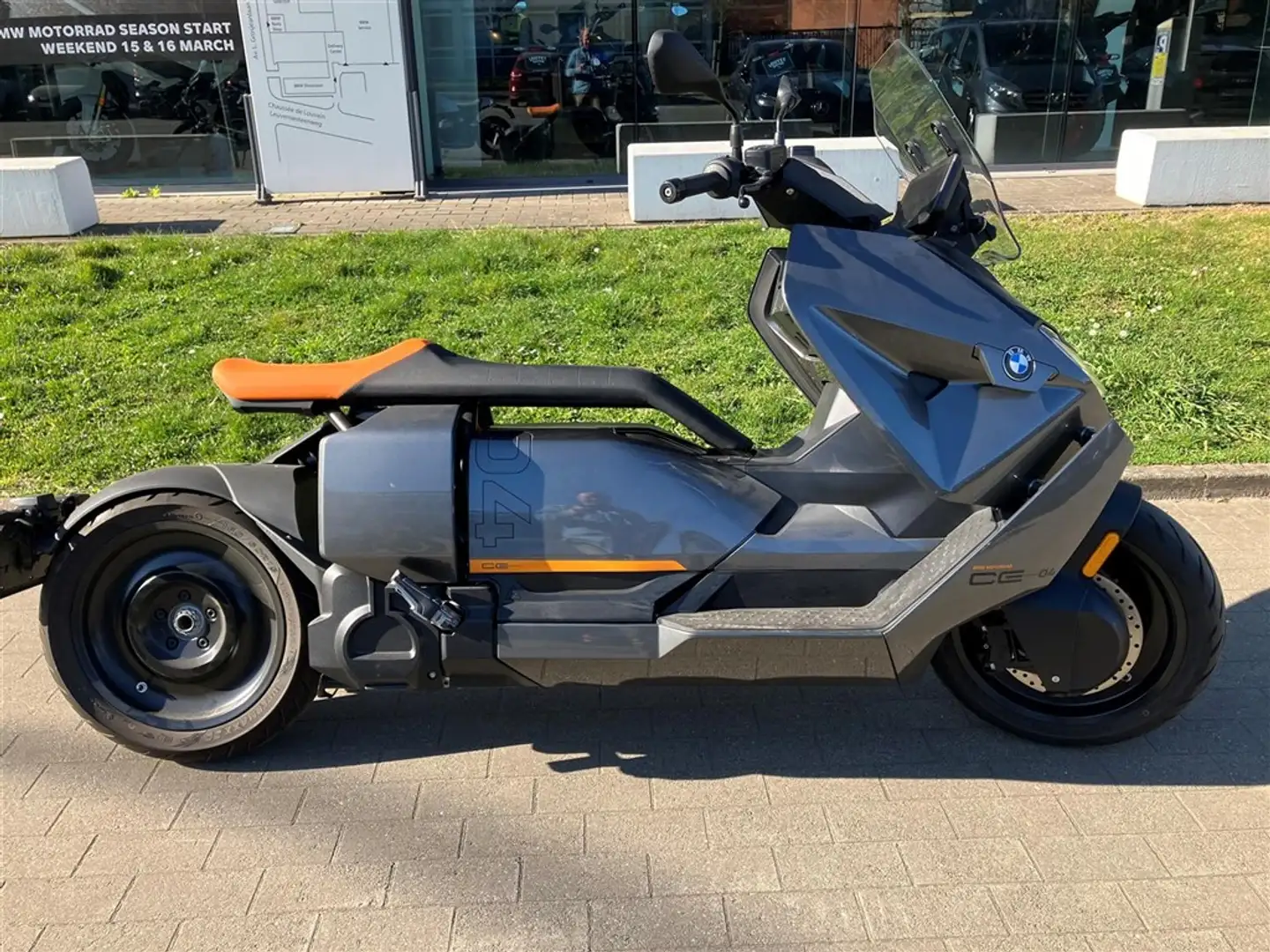 BMW CE 04 0 Gris - 2