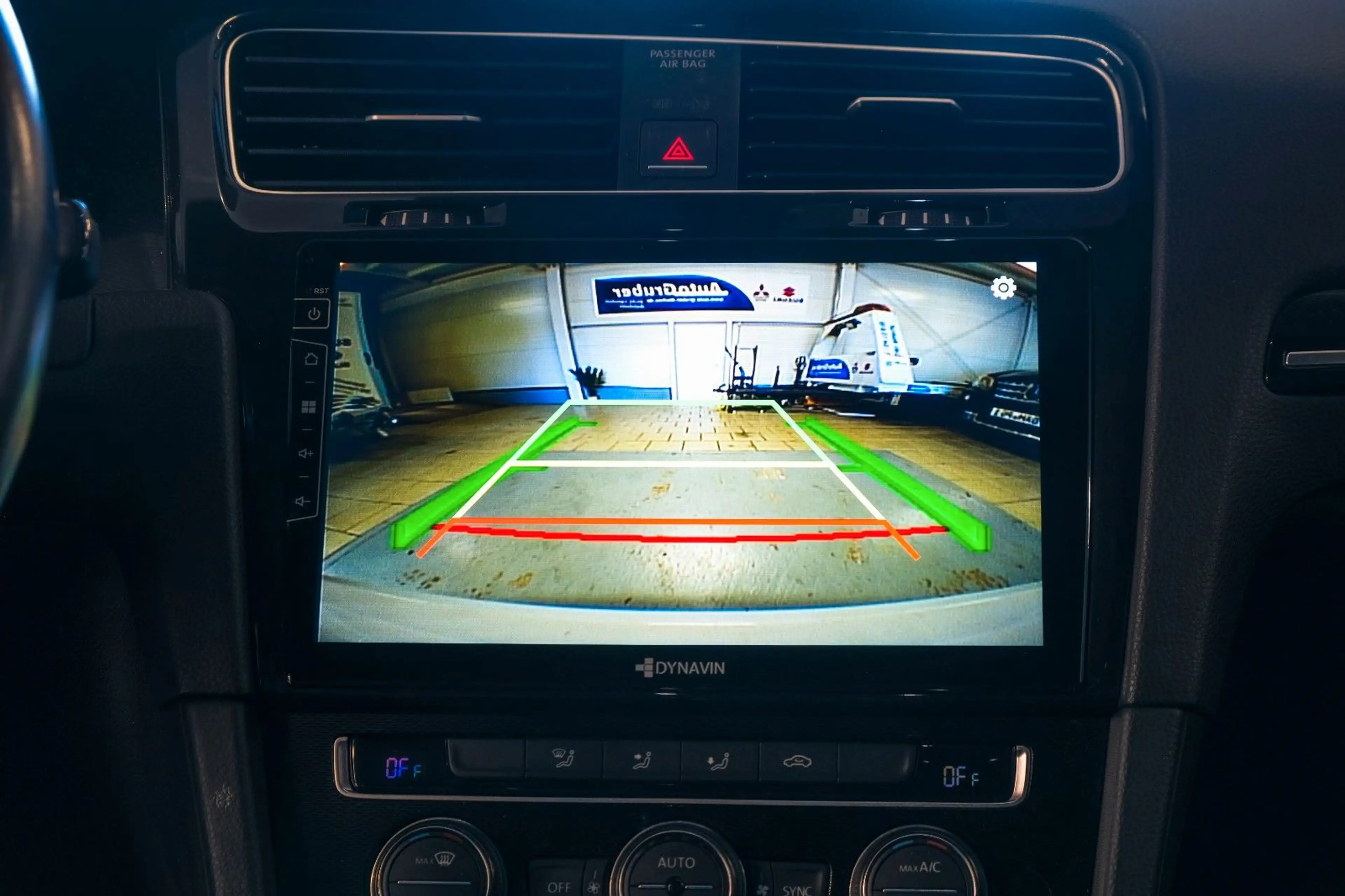 Volkswagen Golf GTD*Navi*Tuning*Paddles*8xReifen*Kamera* — photo 14