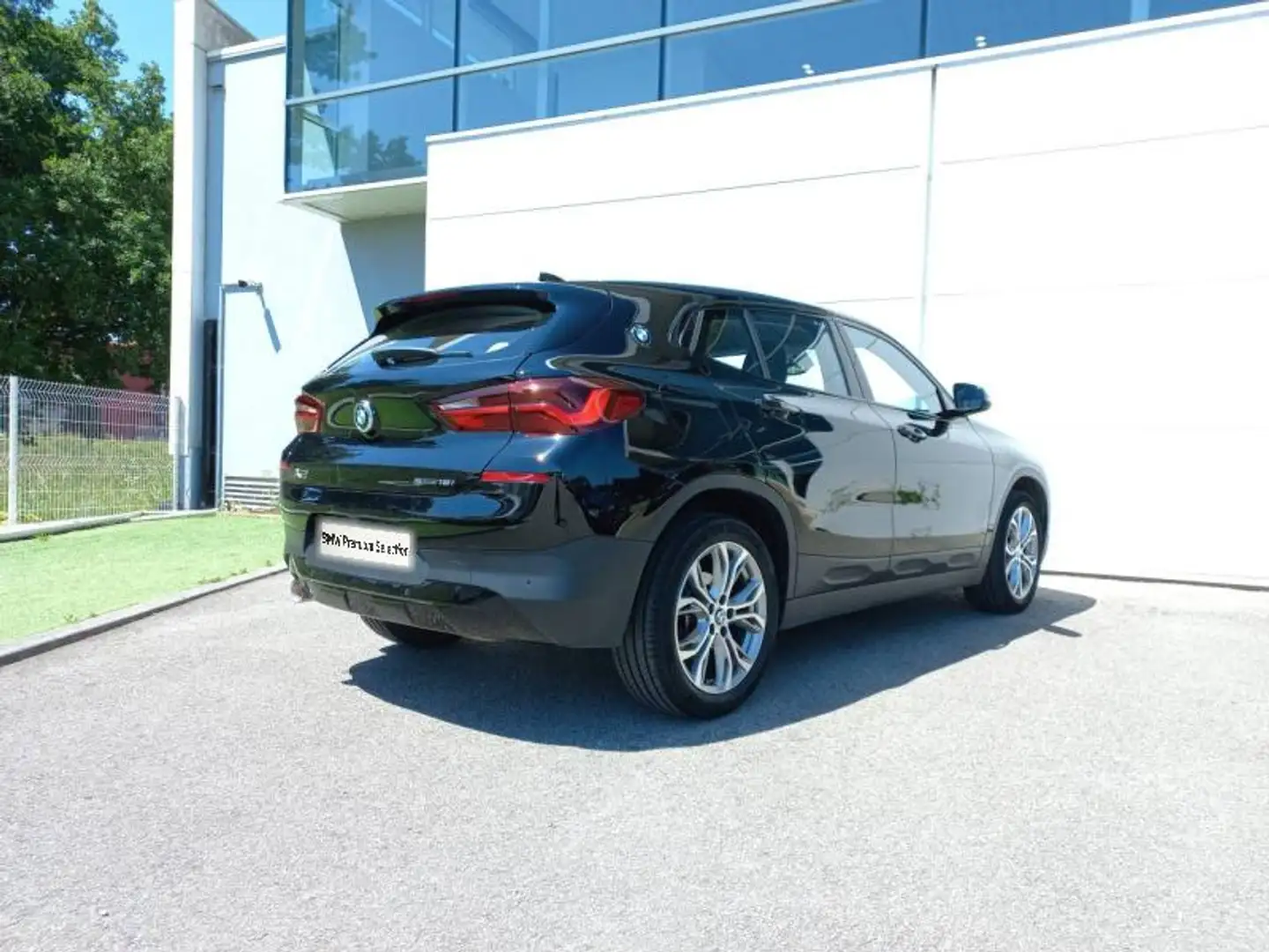BMW X2 sDrive18iA 136ch Business Design DKG7 - 2