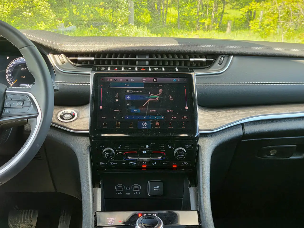 Jeep Grand Cherokee photo Jeep Grand Cherokee