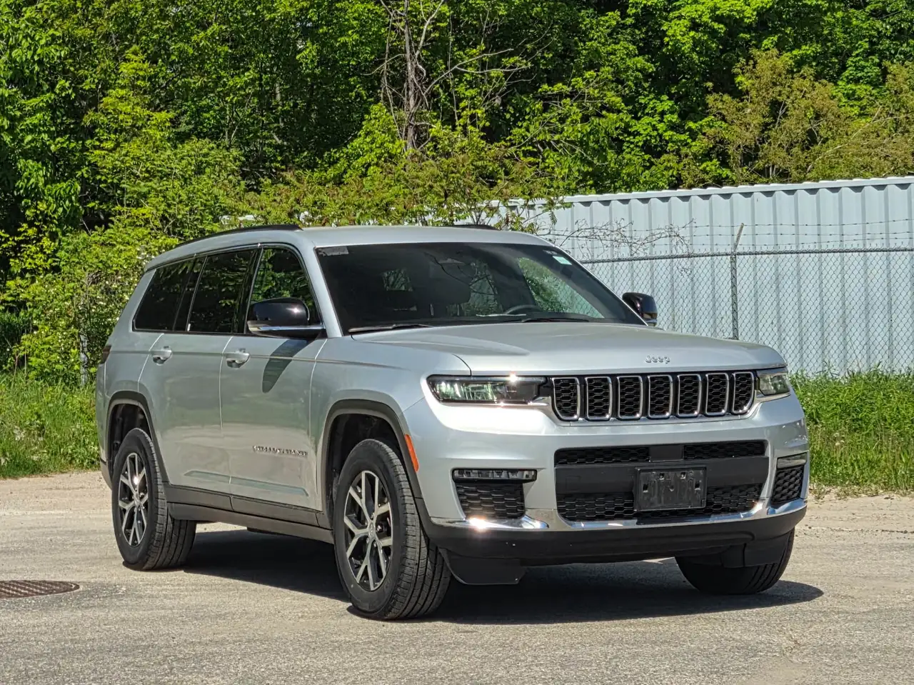 Jeep Grand Cherokee photo Jeep Grand Cherokee