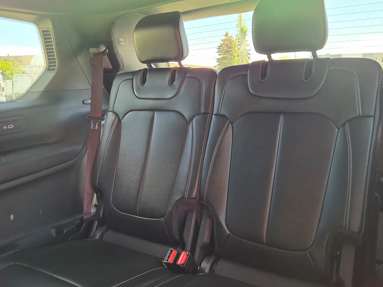 Jeep Grand Cherokee photo Jeep Grand Cherokee