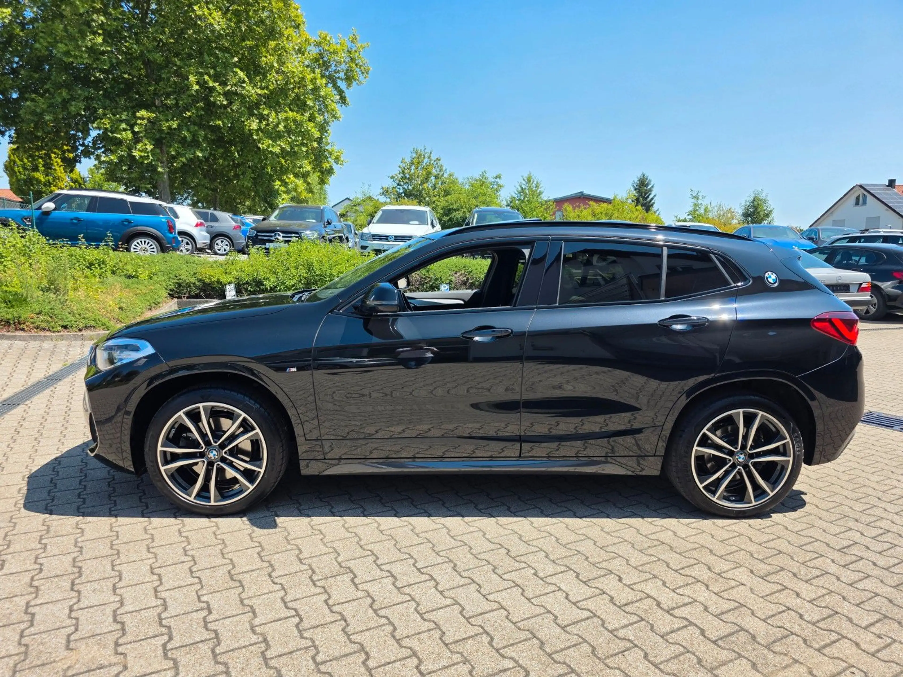 BMW X2 xDrive 25 d M Sport Panorama/LED/ACC — photo 4