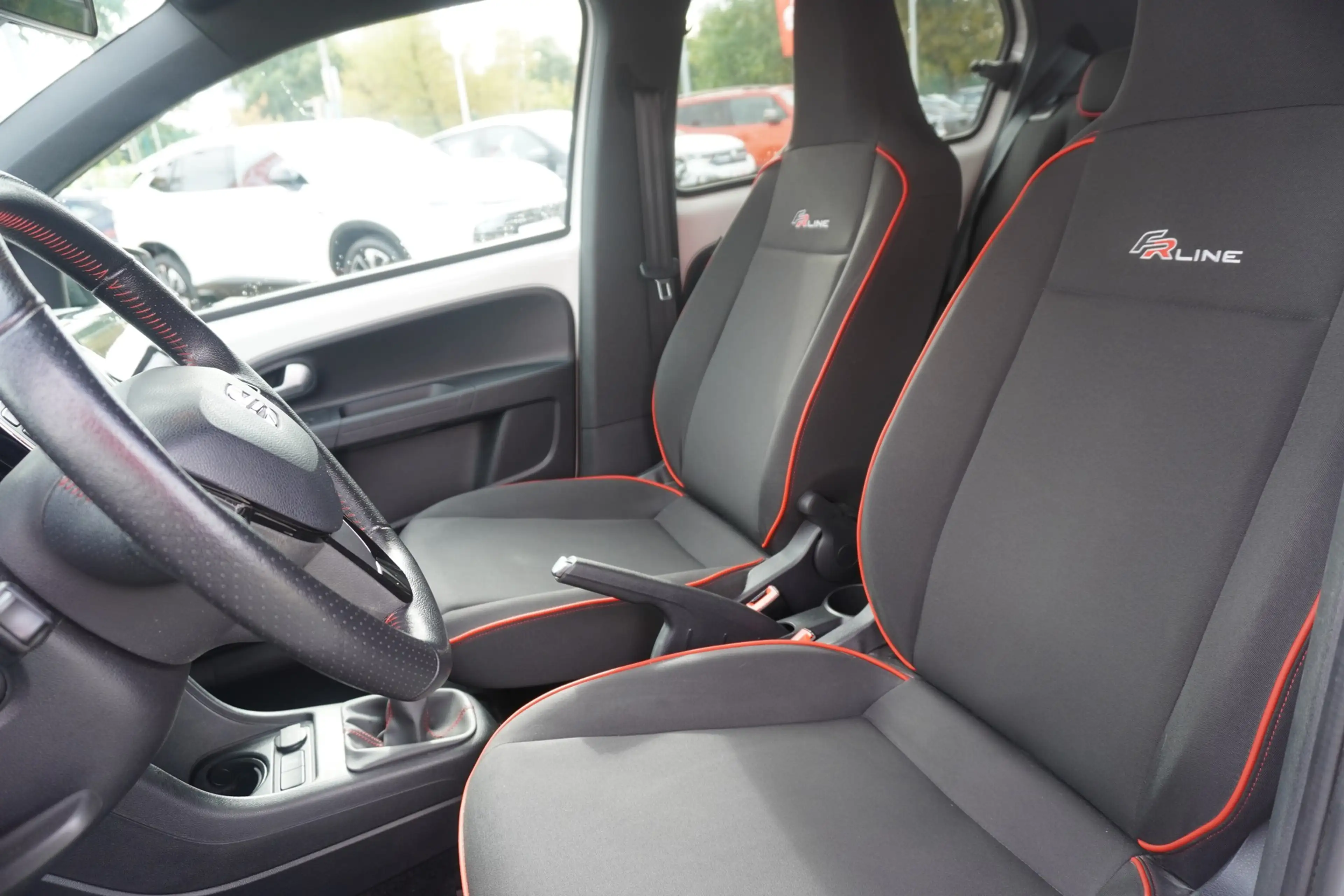 SEAT Mii 1.0 FR-Line Klima Sitzheizung Tempomat PDC — photo 10