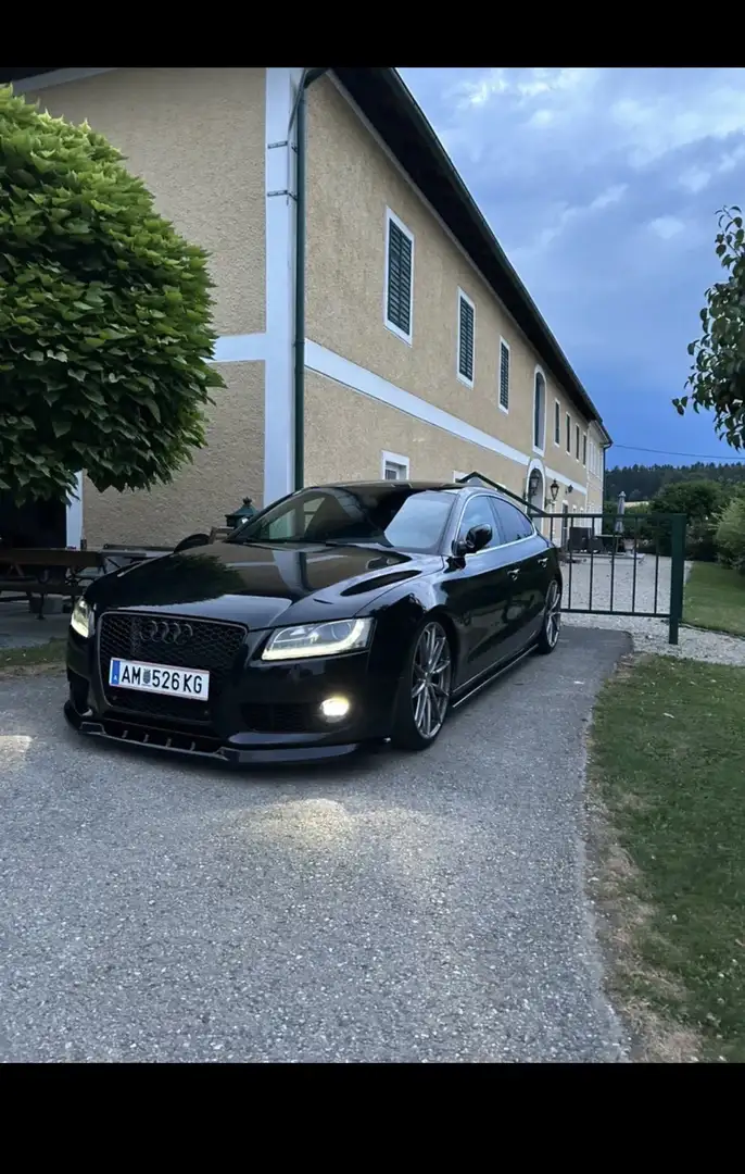 Audi A5 2,0 TFSI Schwarz - 1