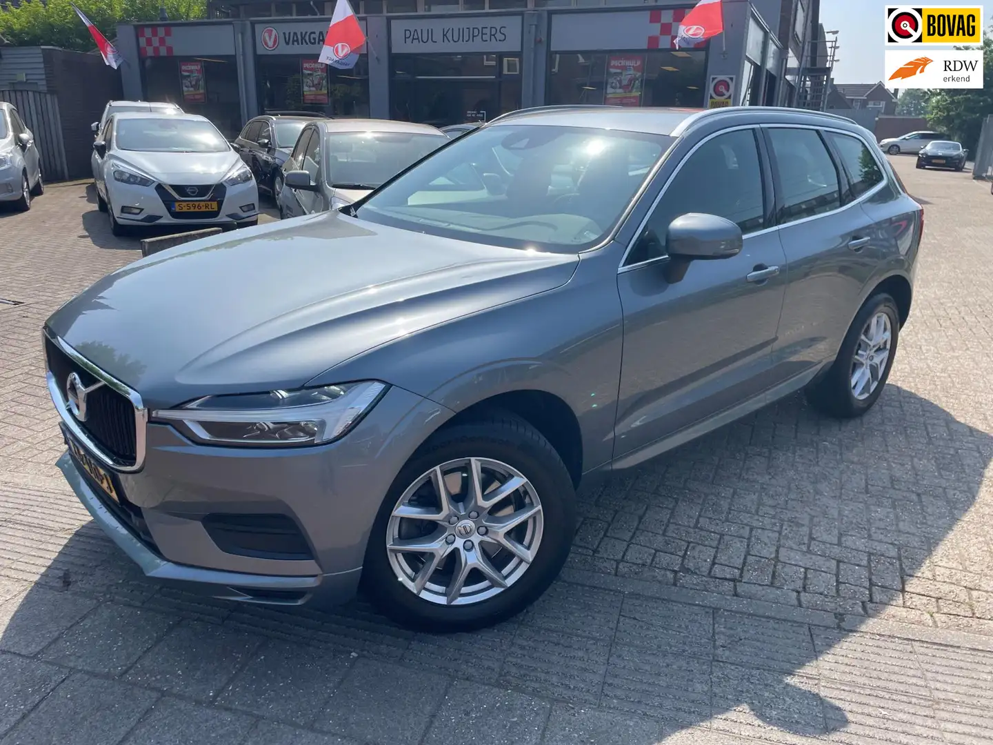 Volvo XC60 2.0 T4 Momentum AUTOMAAT *dealeronderhouden + lede Gris - 1