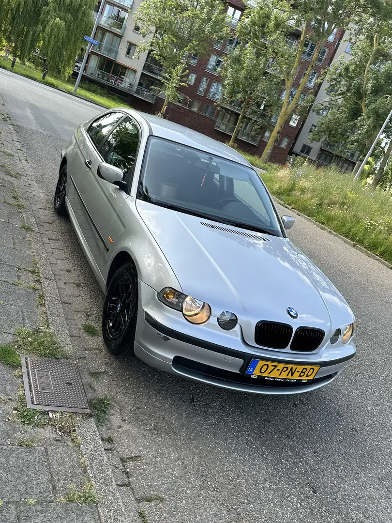 BMW 318 ti Aut. - 2