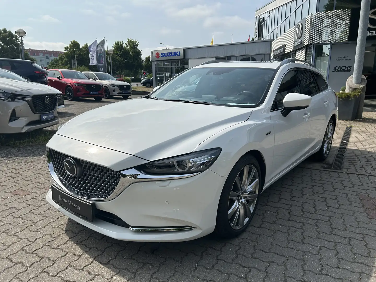 Mazda 6 2023 2.5L 194PS FWD 20THANNIVERSARY SUNR Weiß - 1