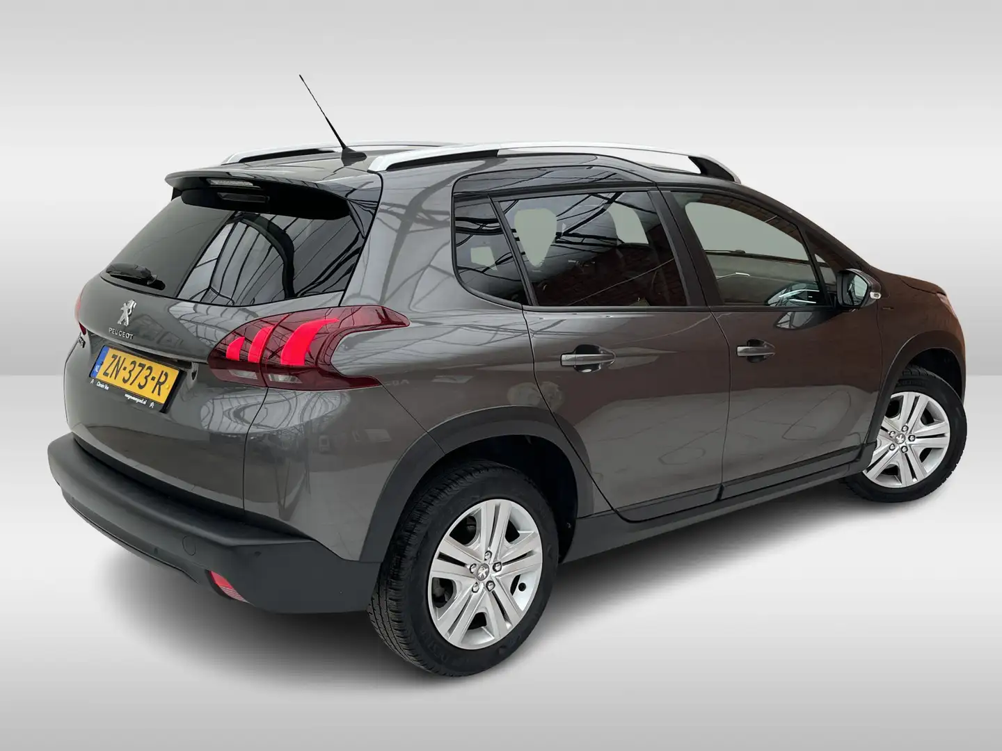Peugeot 2008 PureTech 110 EAT6 Signature | Nieuwe distributie | Gris - 2