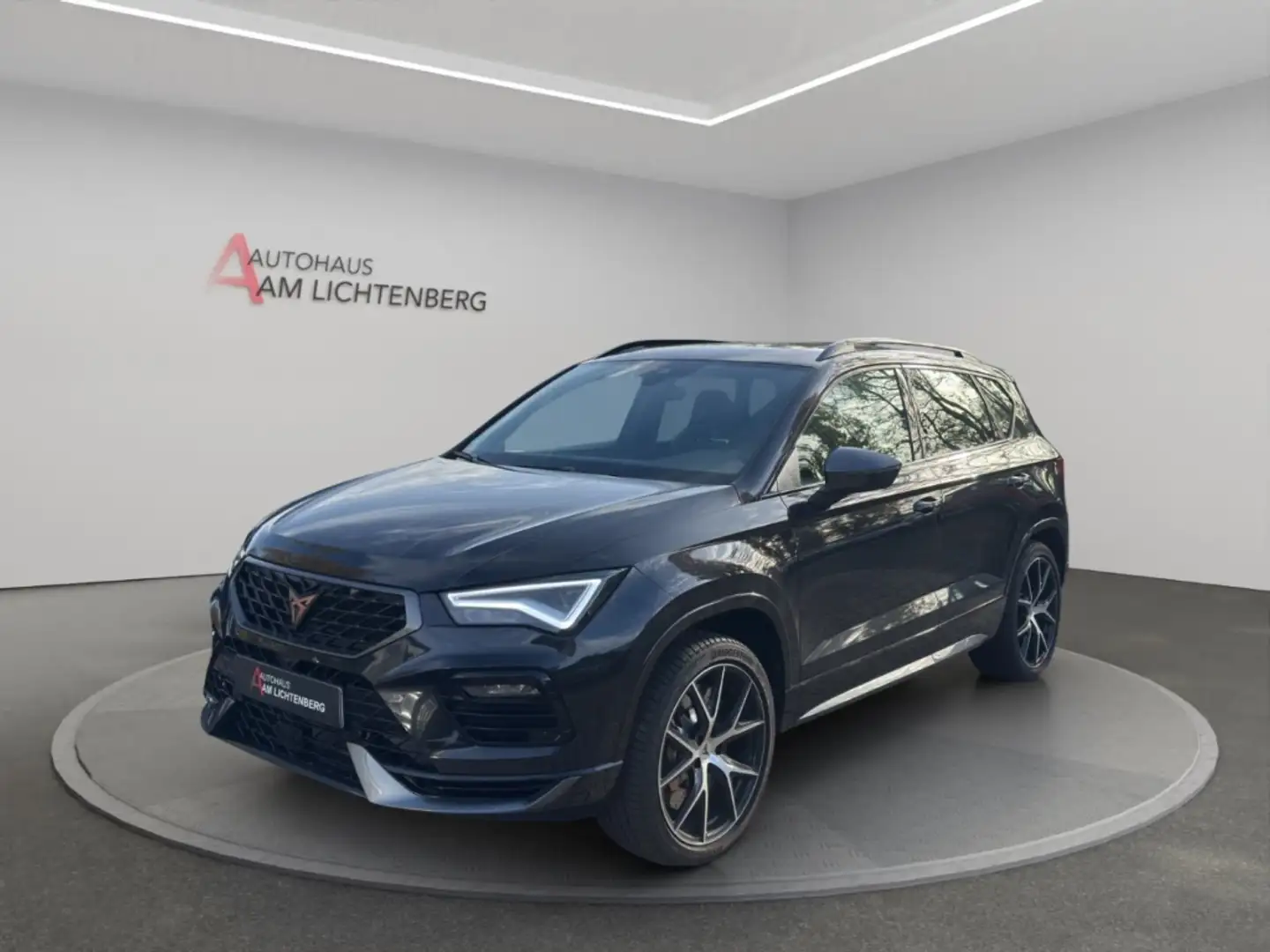 CUPRA Ateca VZ 2.0 TSI 4Drive AKRAPOVIC+AHK+PANO+NAVI+360-KAME Schwarz - 1