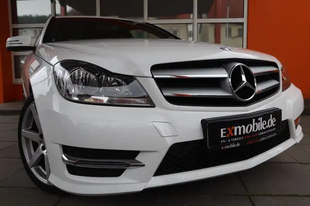 Mercedes-Benz C 200 C200 COUPE* AMG-SPORTPAKET* LEDER ARTICO* AMG18"