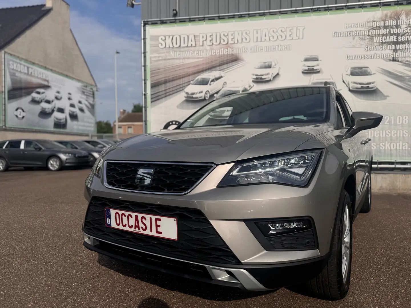 SEAT Ateca 1.4 TSI DSG- NAVI Beige - 2