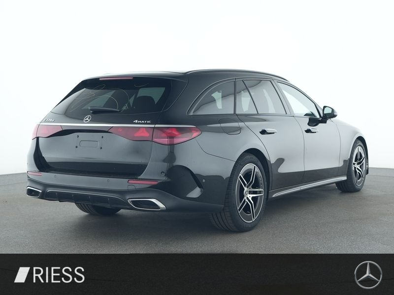 Mercedes-Benz E 220 d 4M T AMG Sport Night Distr Pano AHK Keyless — photo 3