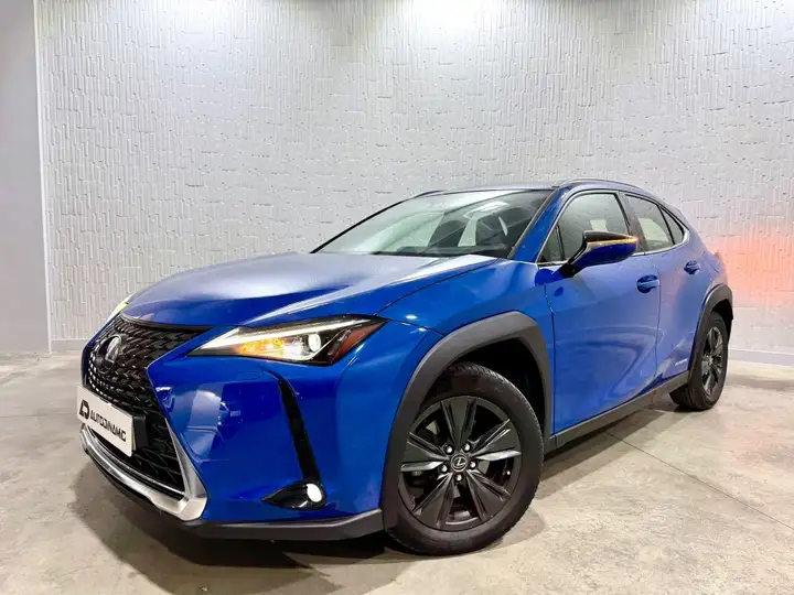 Lexus UX 2020