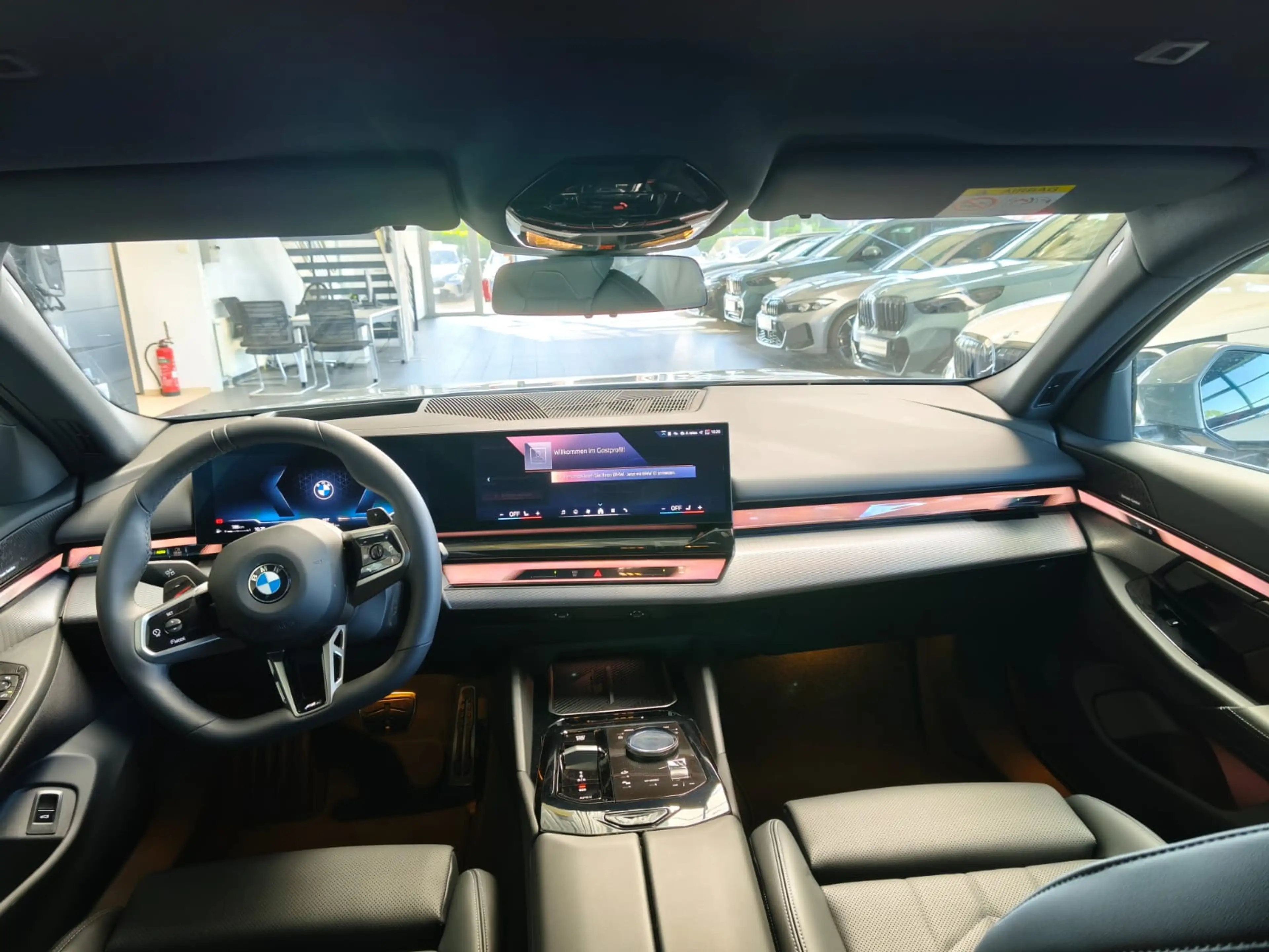 BMW 520 d xDr M Sport Tour. 360°/HUD/Travel/20"/AHK — photo 9