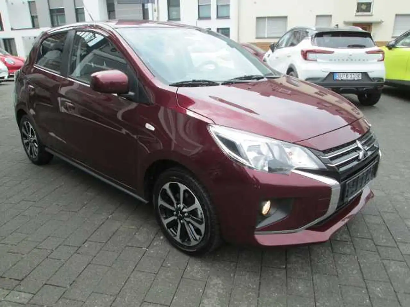 Mitsubishi Space Star Select+ 1.2 MIVEC ClearTec 5-Gang Rot - 1
