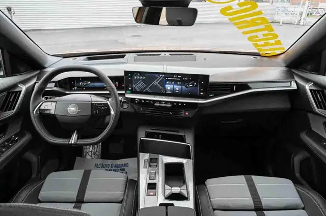 Opel Grandland view 7