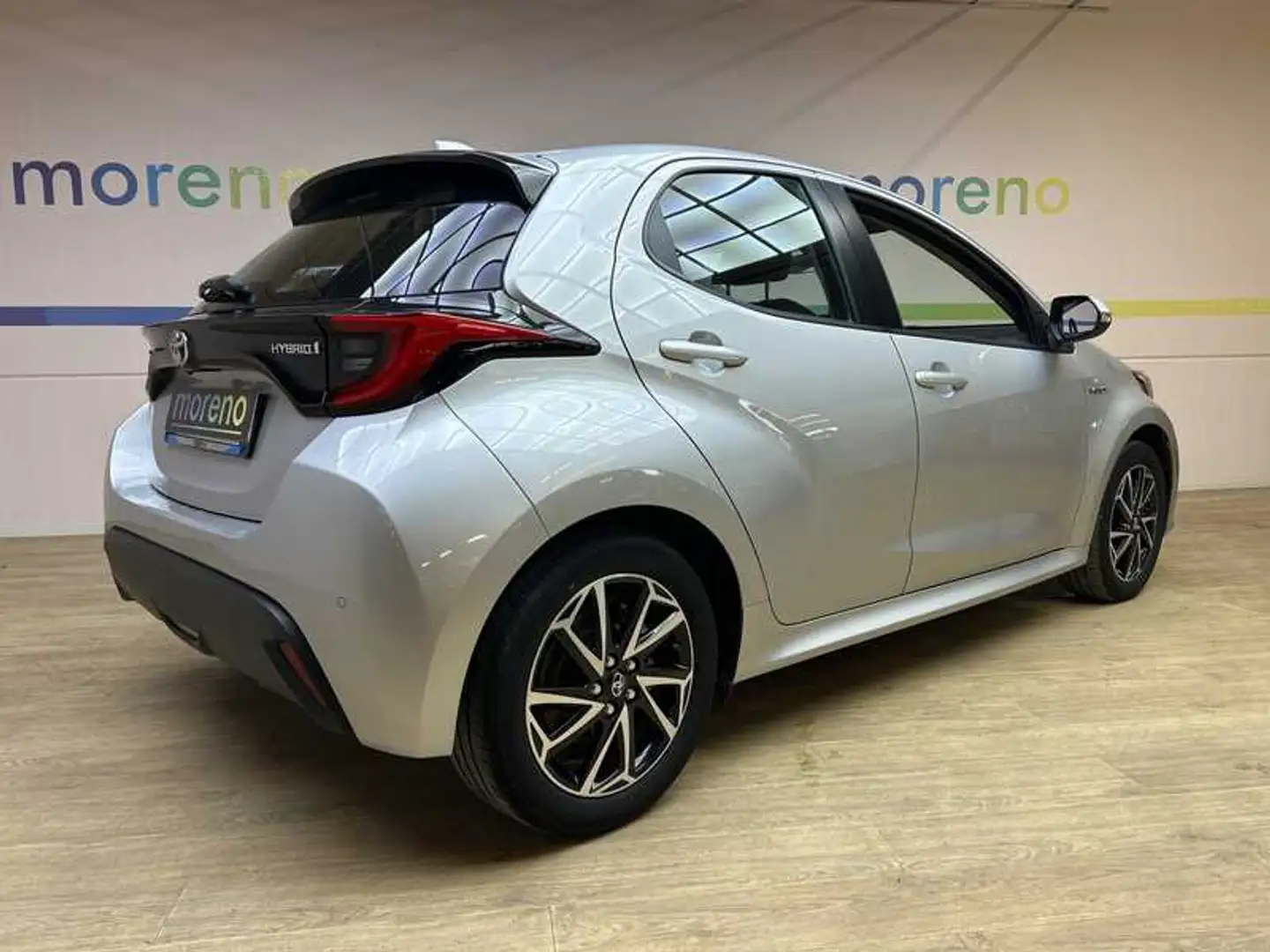Toyota Yaris 1.5h Trend Argento - 2