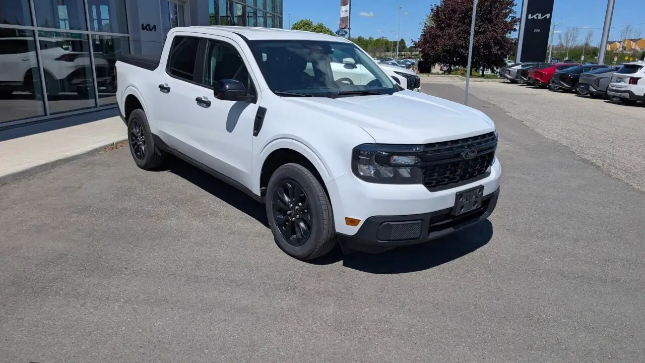 Ford Maverick снимка Ford Maverick