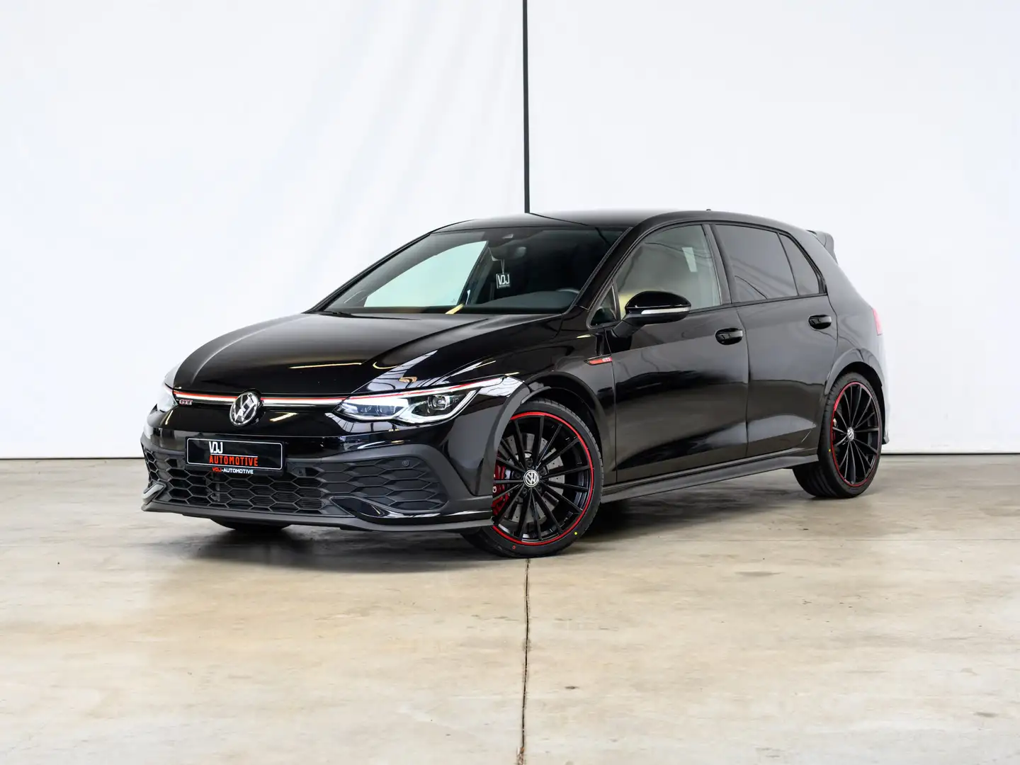 Volkswagen Golf GTI 2.0 TSI CLUBSPORT DSG | GARANTIE | DCC | H&K | IQ Černá - 1