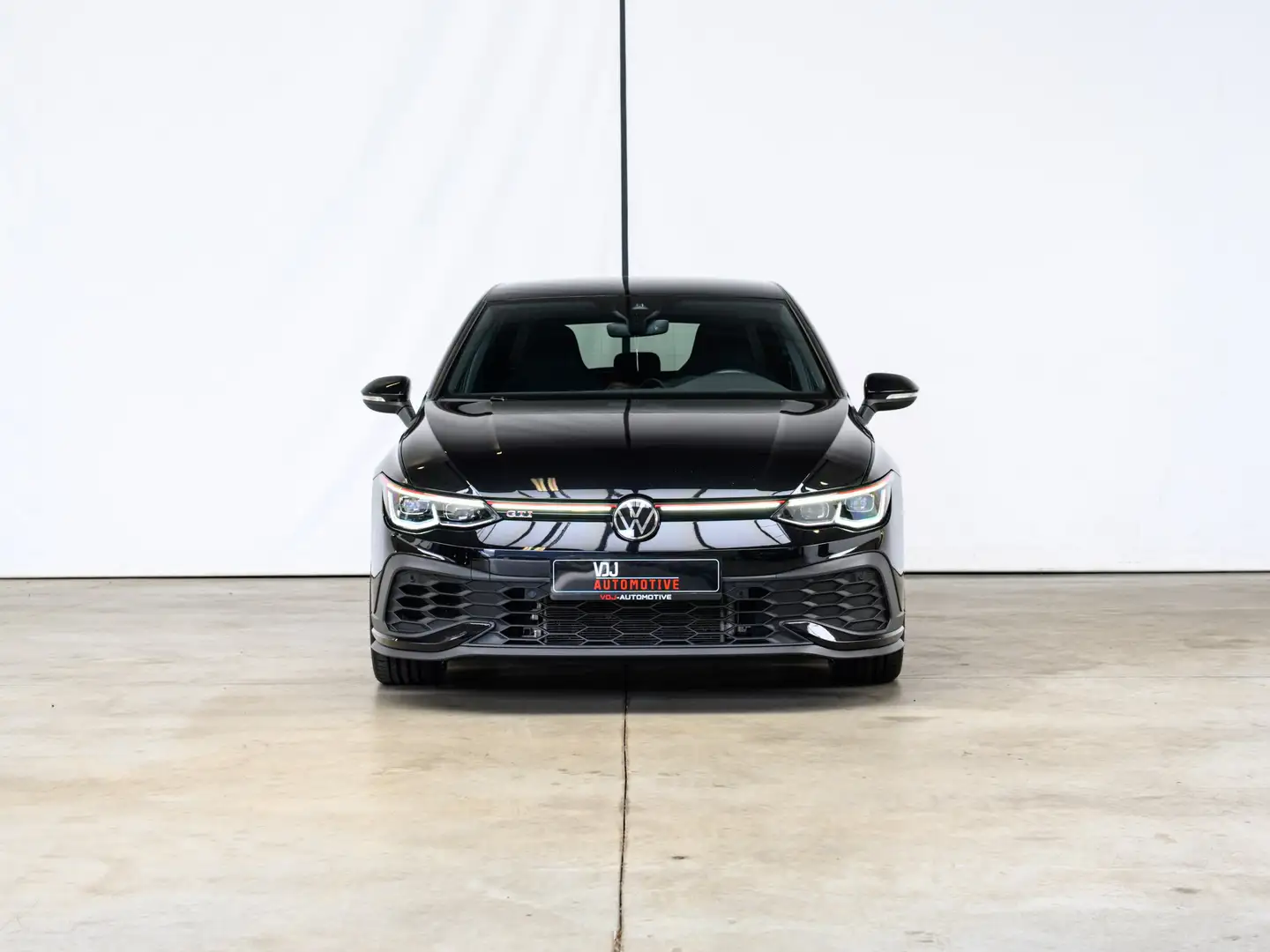 Volkswagen Golf GTI 2.0 TSI CLUBSPORT DSG | GARANTIE | DCC | H&K | IQ Černá - 2
