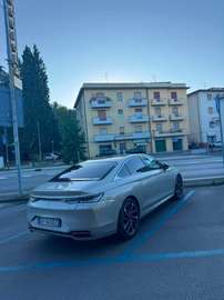 Opera DS 9 E-Tense plug-in hybrid