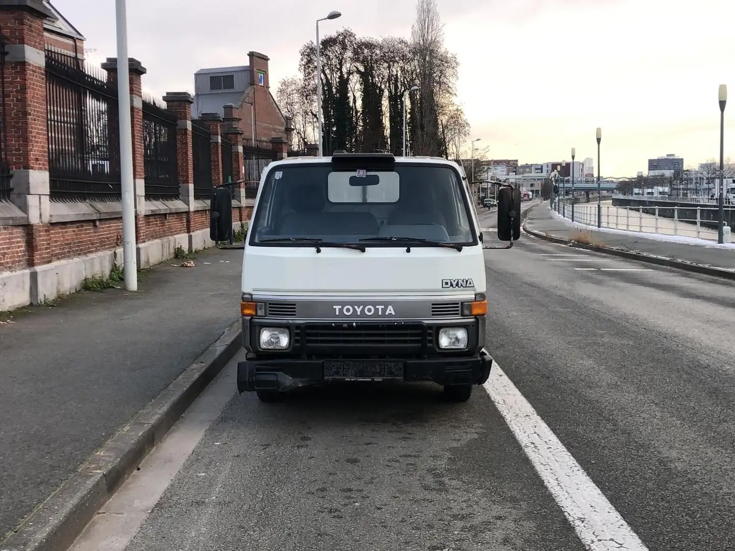 Toyota Dyna 2.4 D Single Cab. - 2