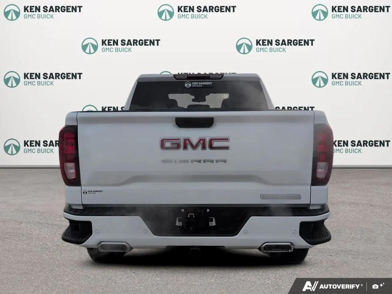 GMC Sierra 1500 снимка GMC Sierra 1500