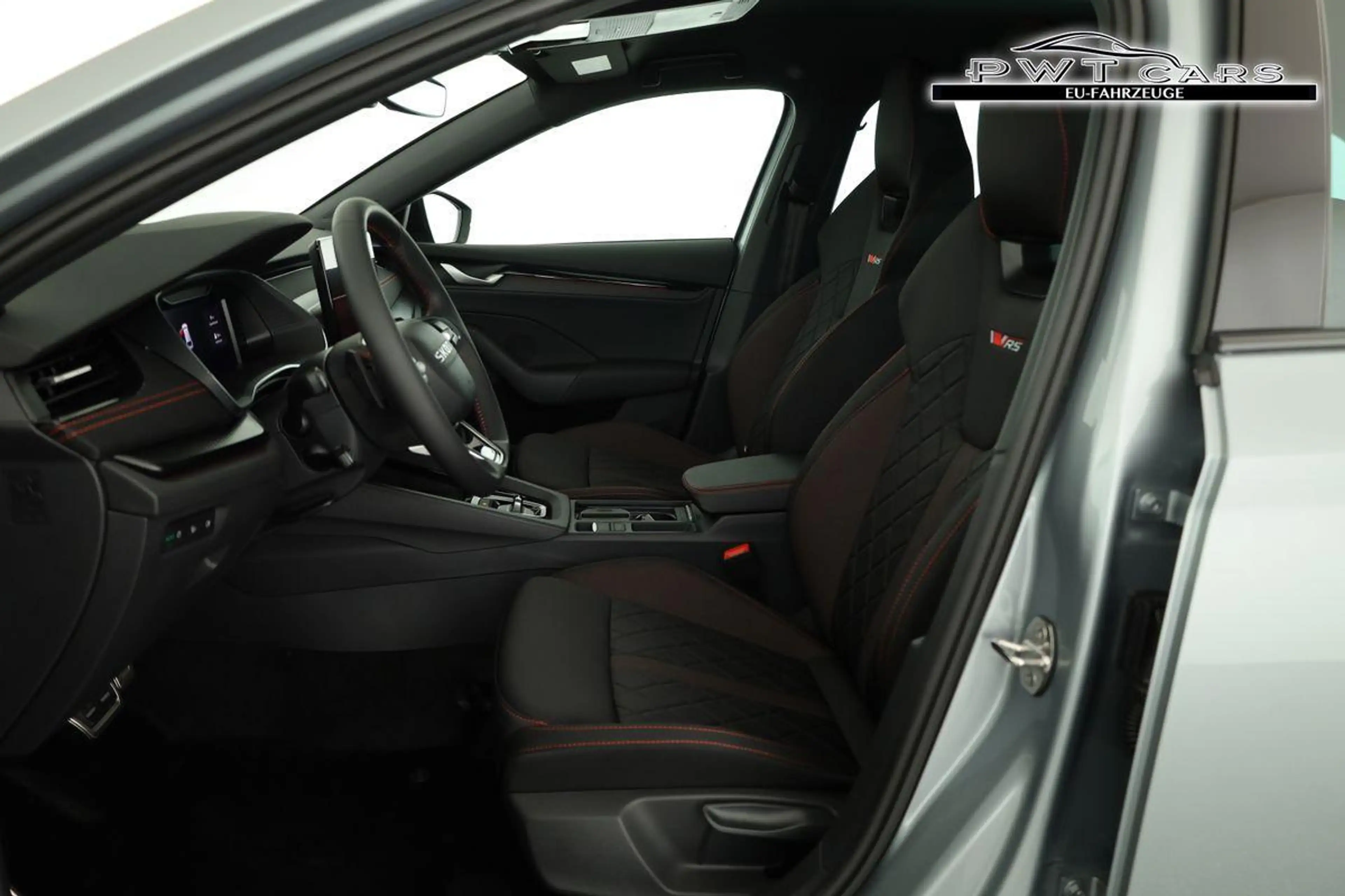 Skoda Octavia Combi 2.0 TSI 195 kW RS DSG, AHK, Navi, Matrix,... — photo 10