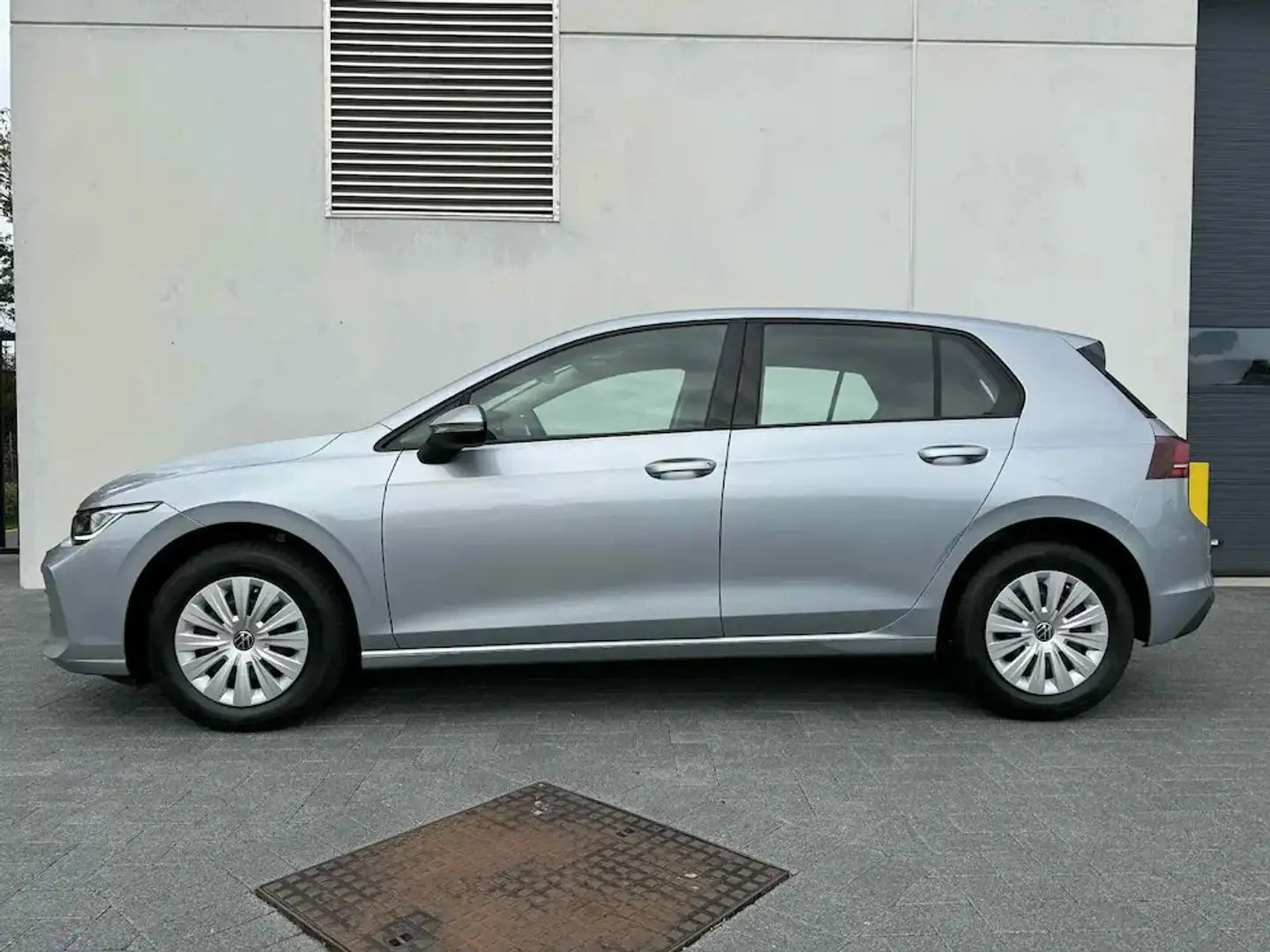 Volkswagen Golf VIII LIMITED 1.5TSI 115PK - NIEUW - Plateado - 2