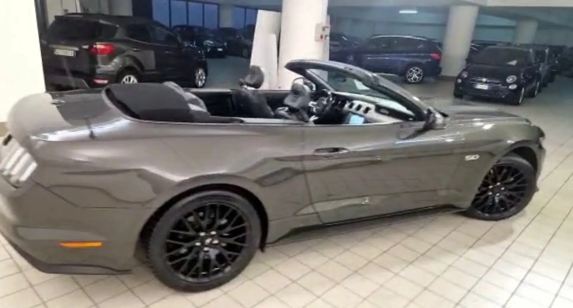 Ford Mustang V8 5000 GT Grigio - 2