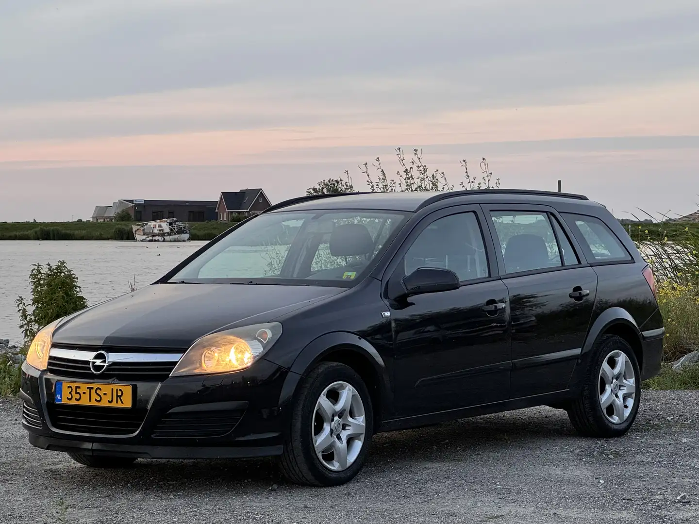 Opel Astra 1.6 Caravan - 2