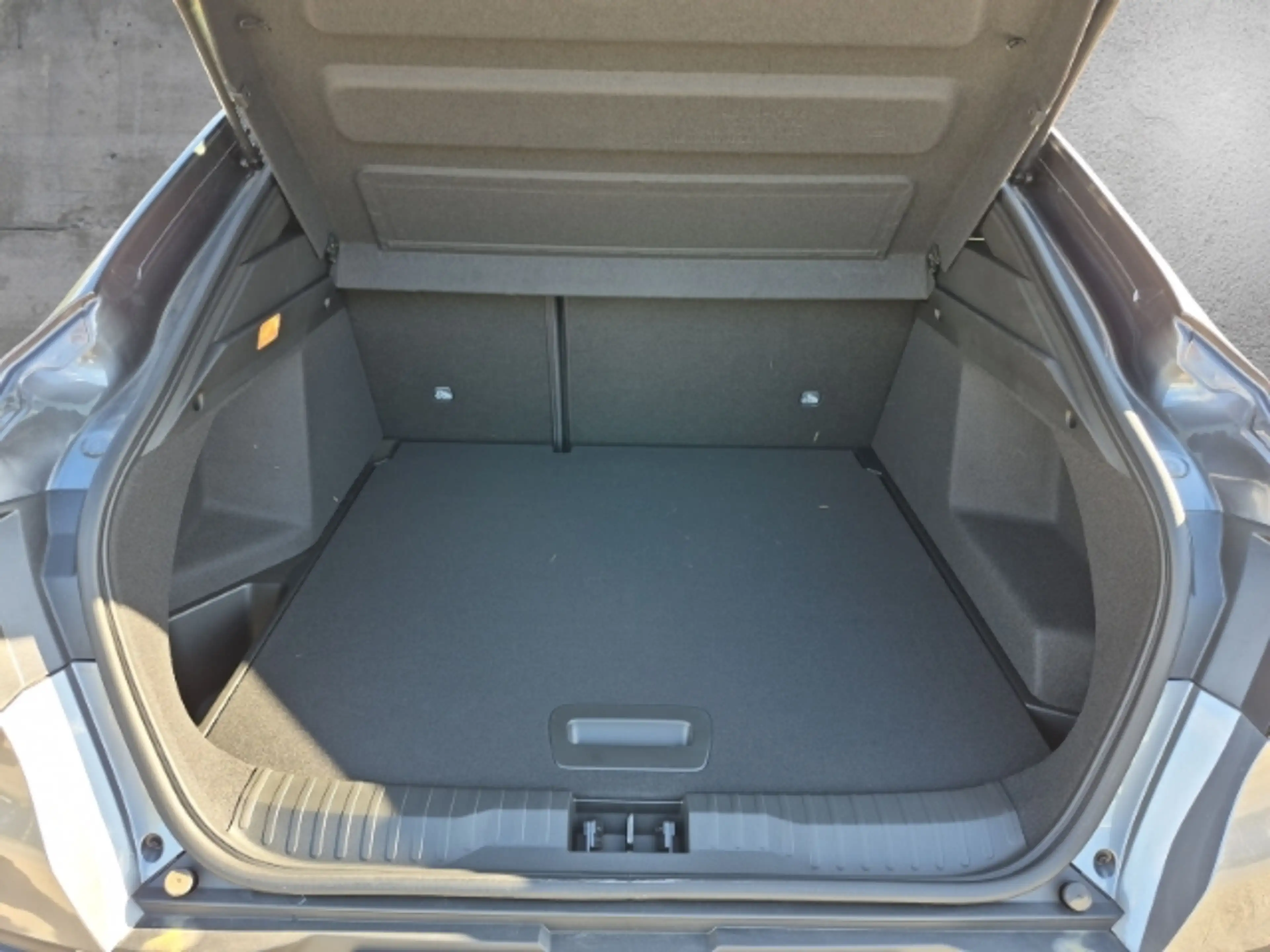 Renault Arkana Techno Mild Hybrid 140 Automatik — photo 15