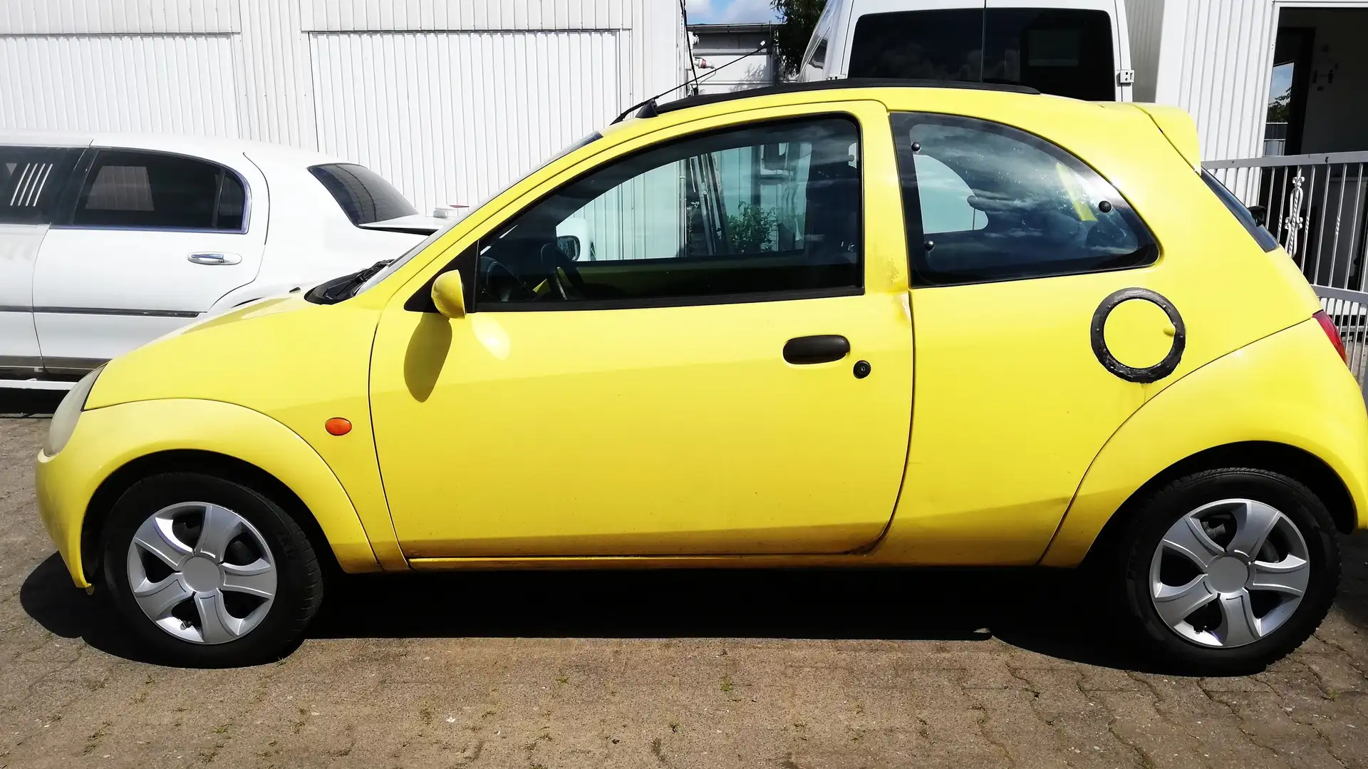 Ford Ka/Ka+ TOP ANGEBOT Schiebedach/  City Car/Wenig Verbrauch Жовтий - 2