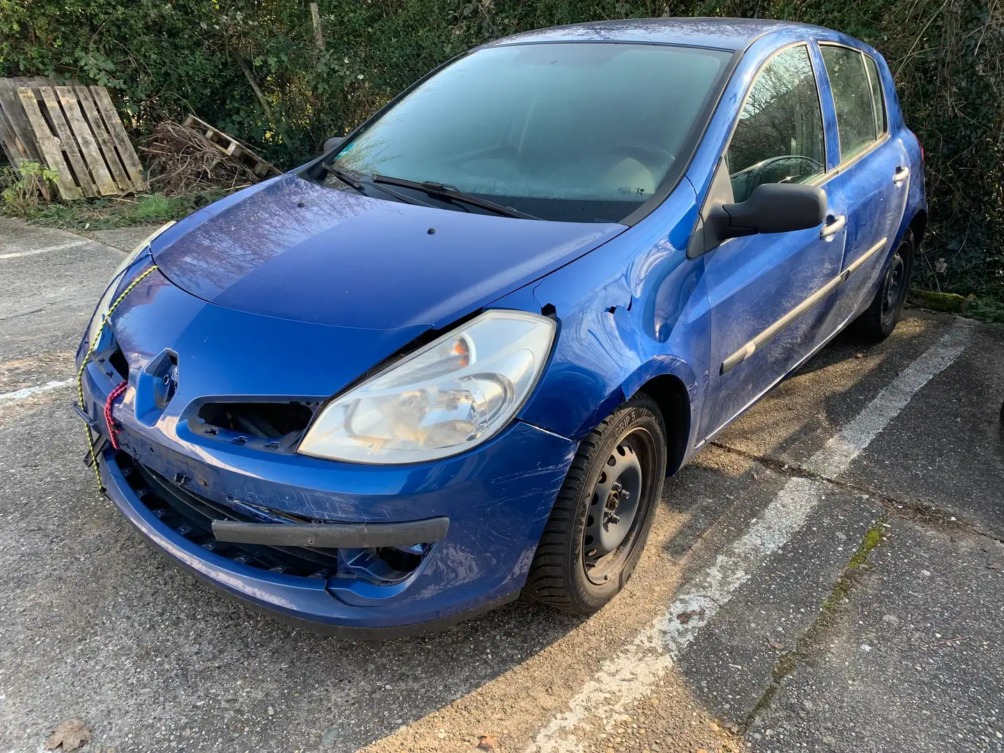Renault Clio 1.2 16V TCE Frontschaden Bleu - 1